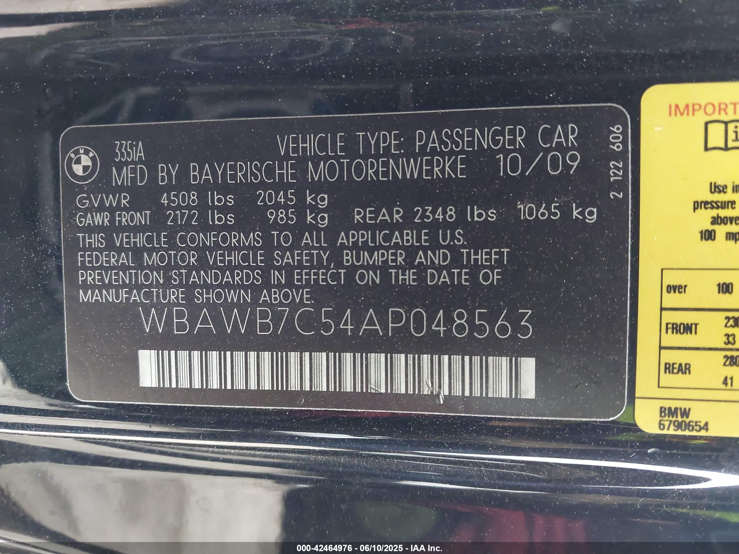 BMW 335I image 9