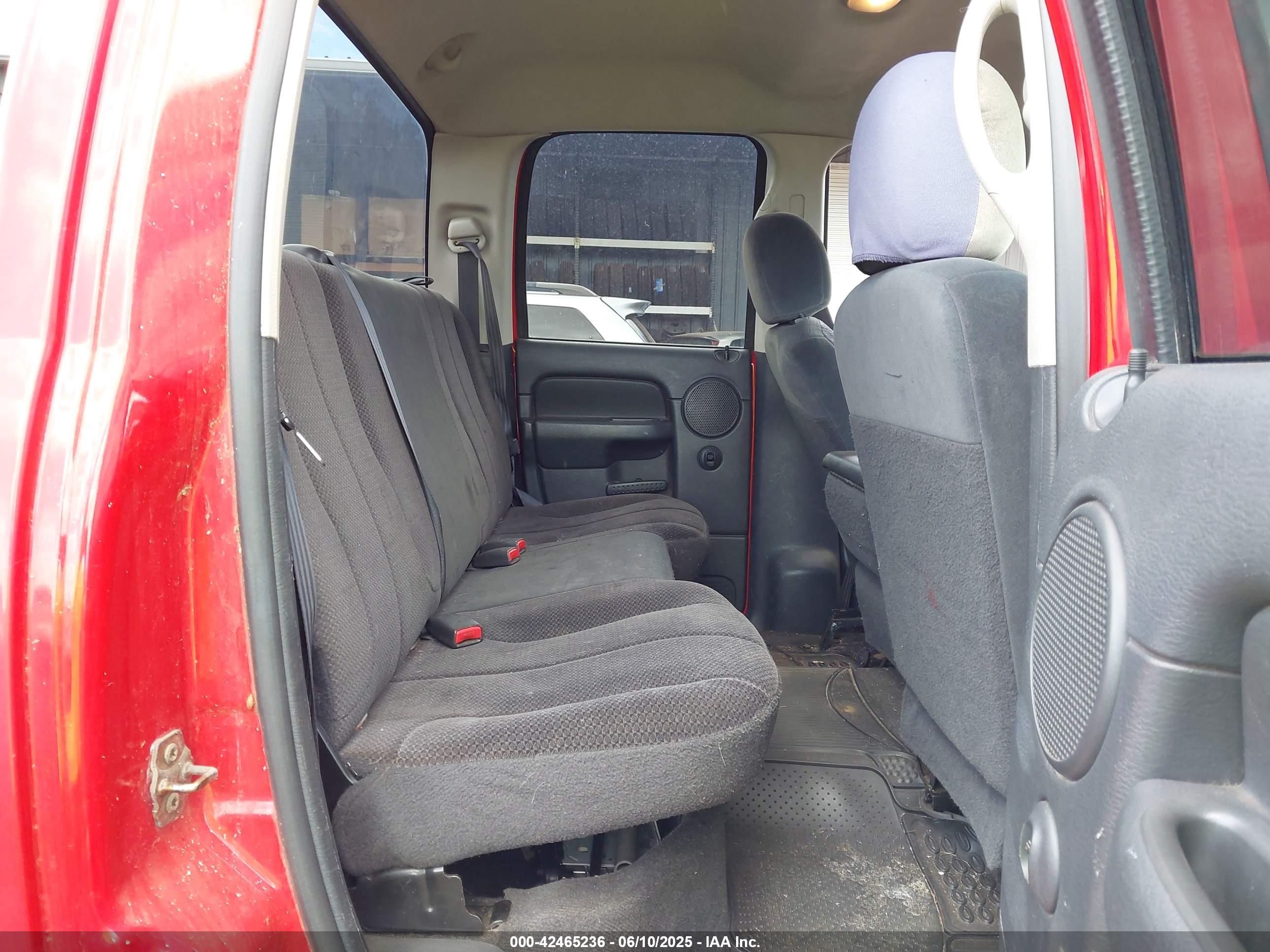 DODGE RAM image 8