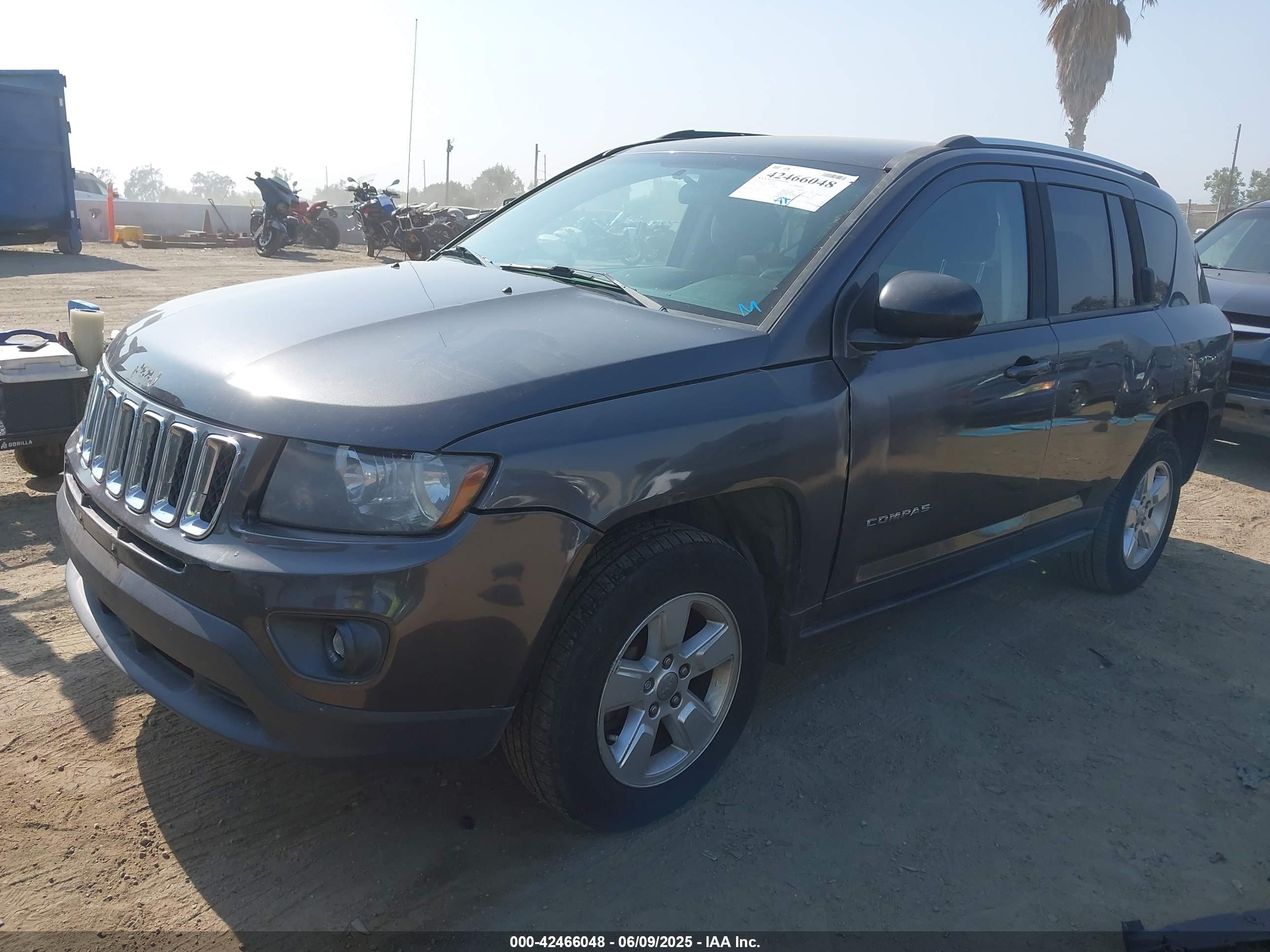 JEEP COMPASS image 2