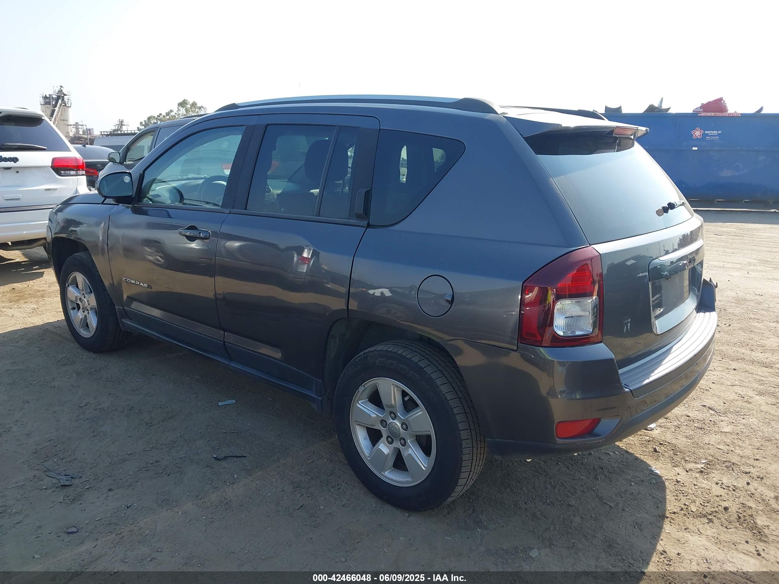 JEEP COMPASS image 3