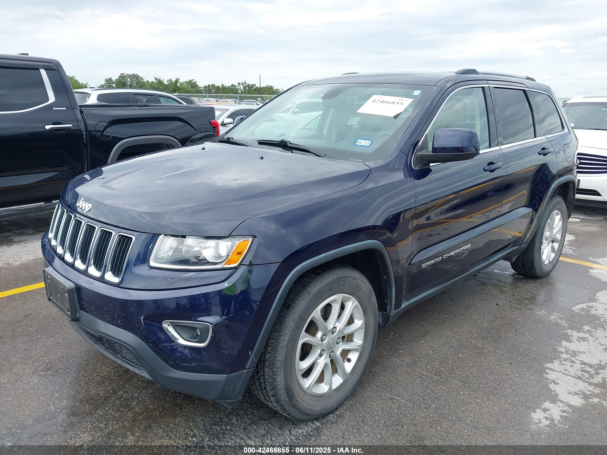 JEEP GRAND image 2