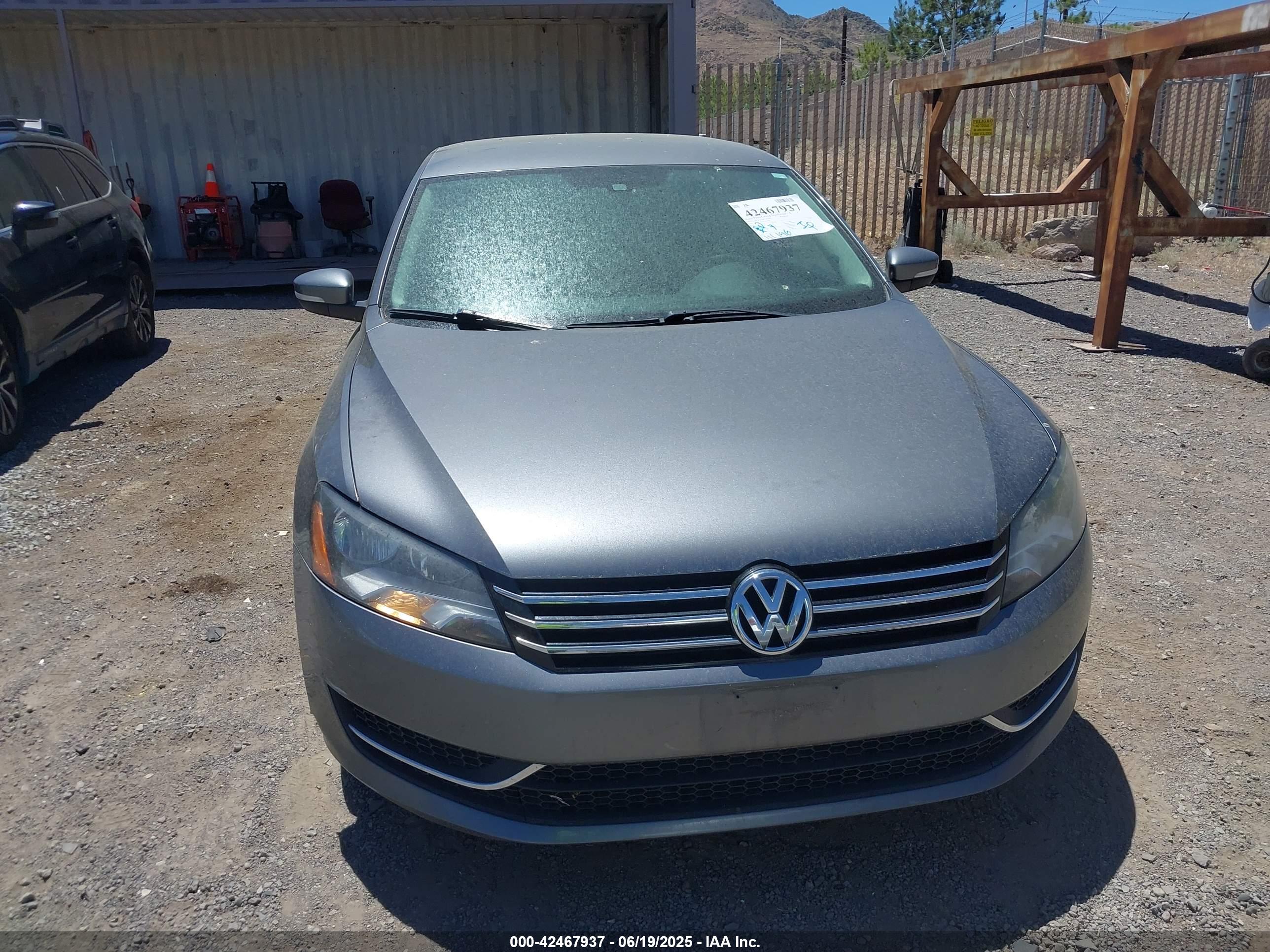 VOLKSWAGEN PASSAT image 6
