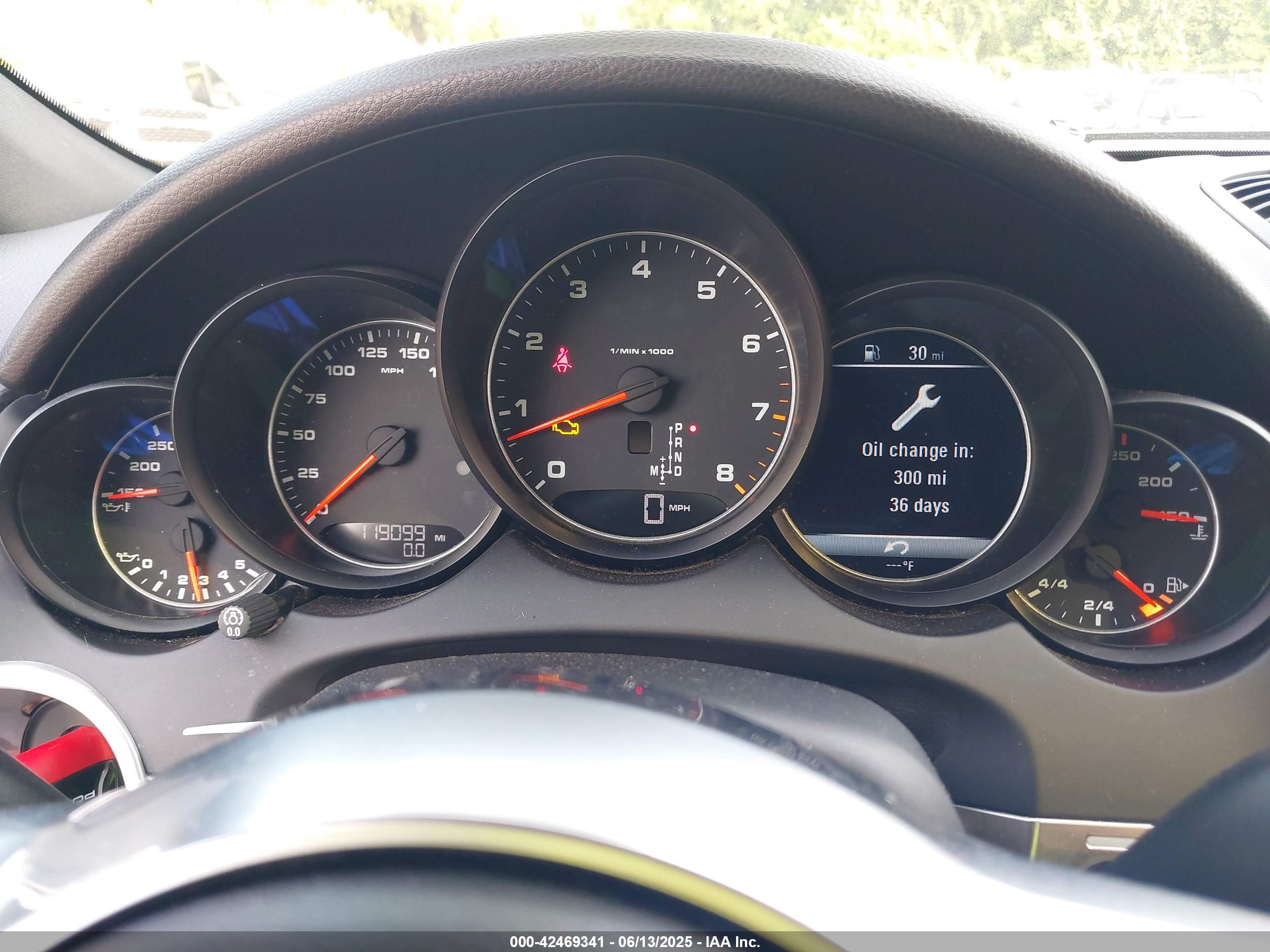 PORSCHE CAYENNE image 7