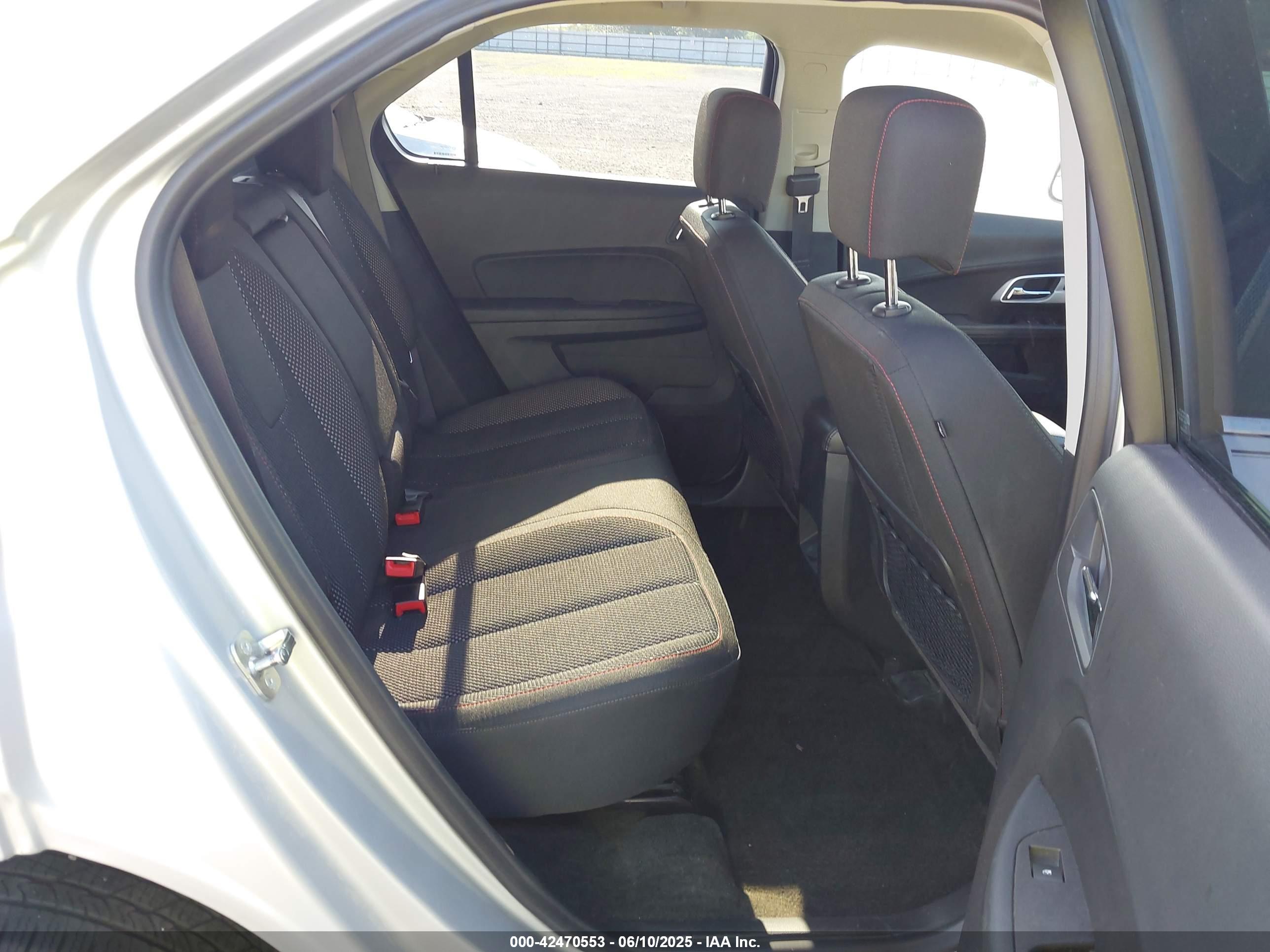 CHEVROLET EQUINOX image 8