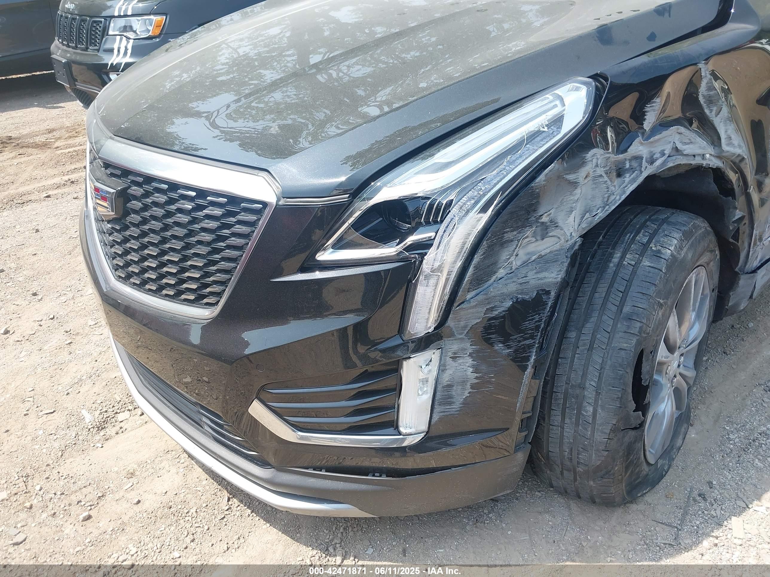 CADILLAC XT5 image 6