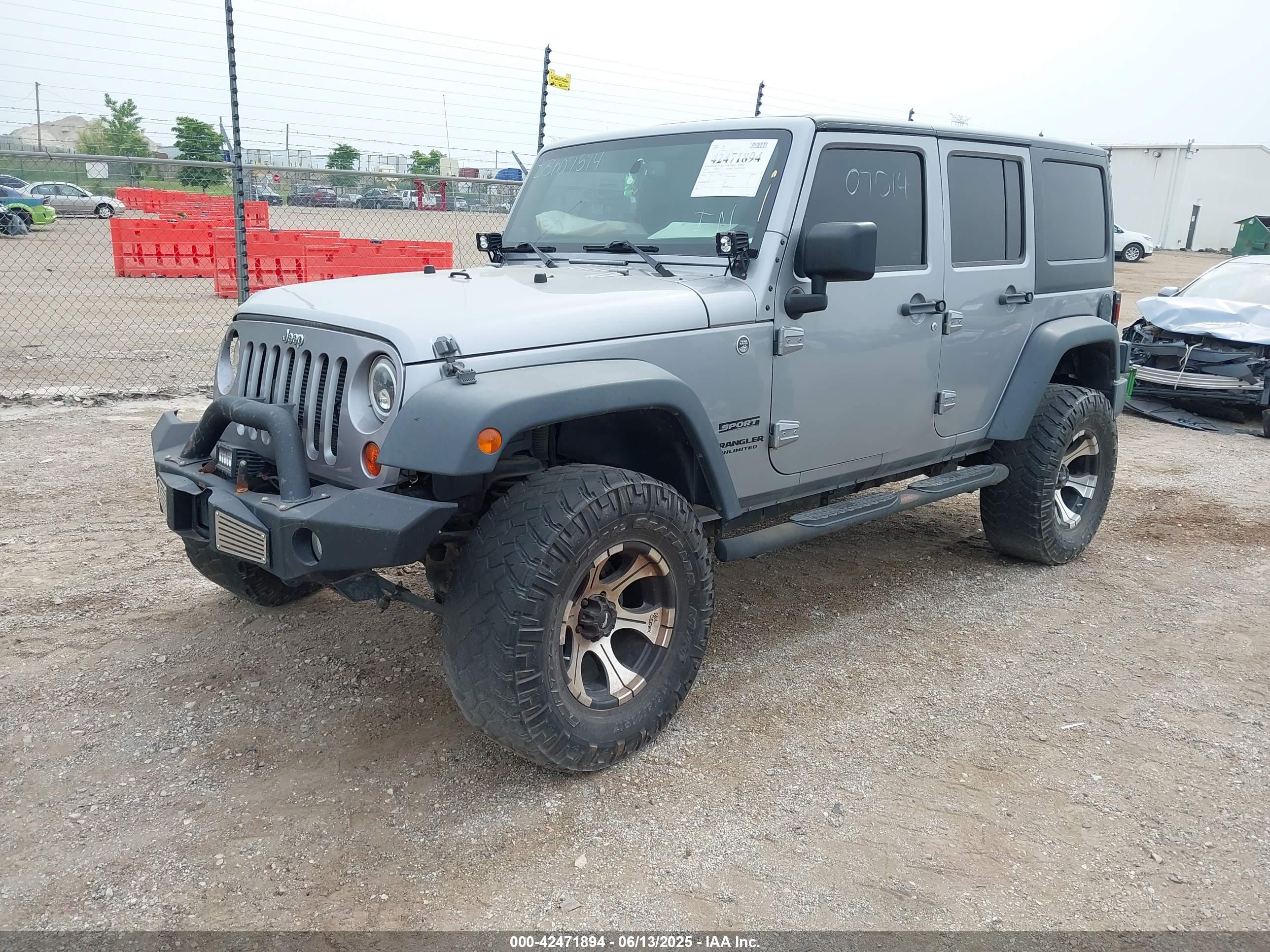 JEEP WRANGLER image 2