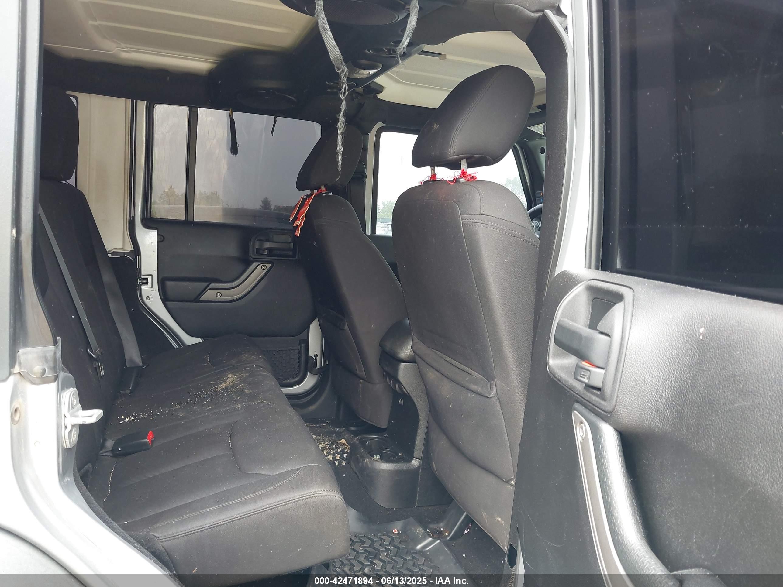JEEP WRANGLER image 8