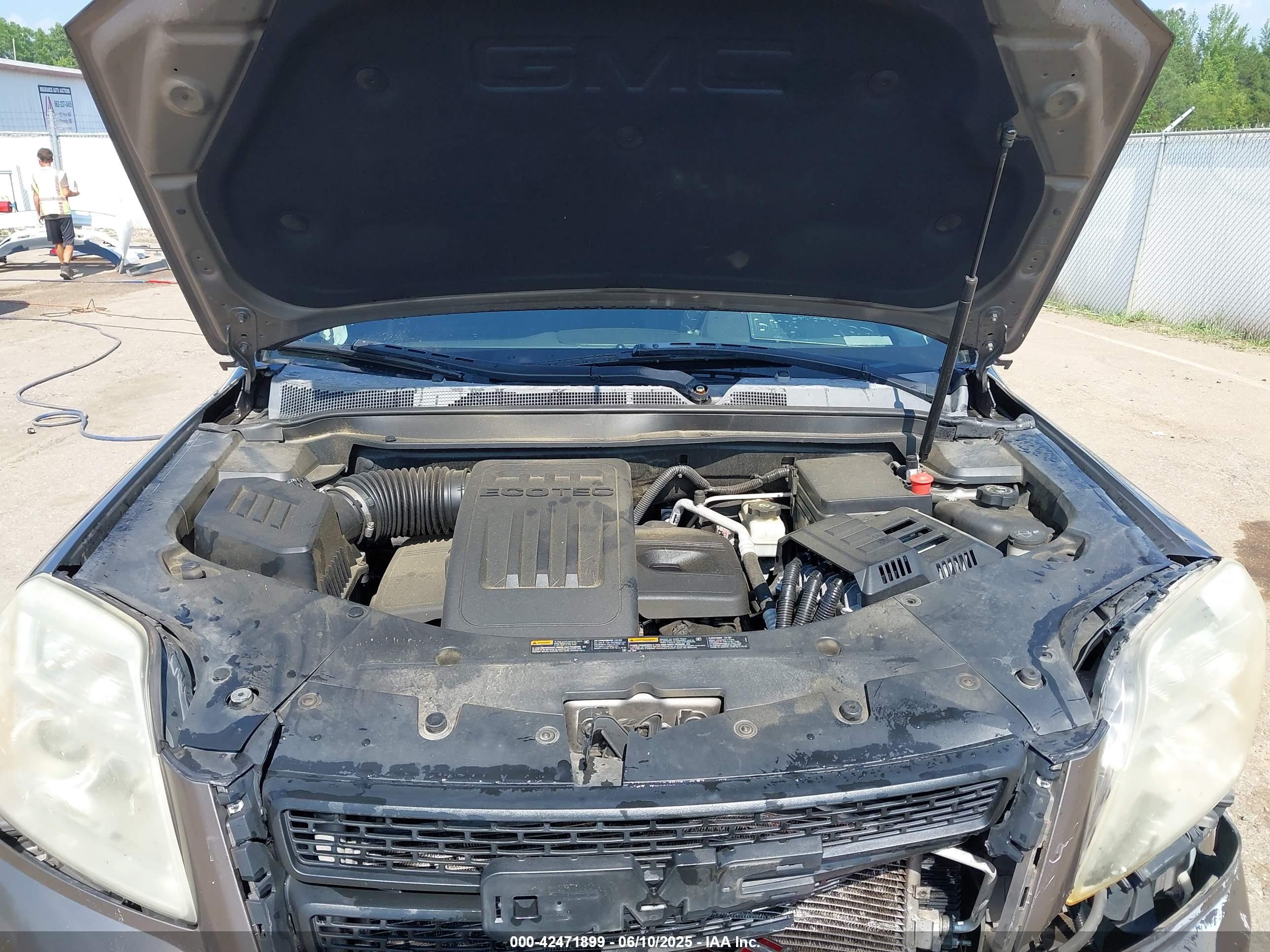 GMC TERRAIN image 10