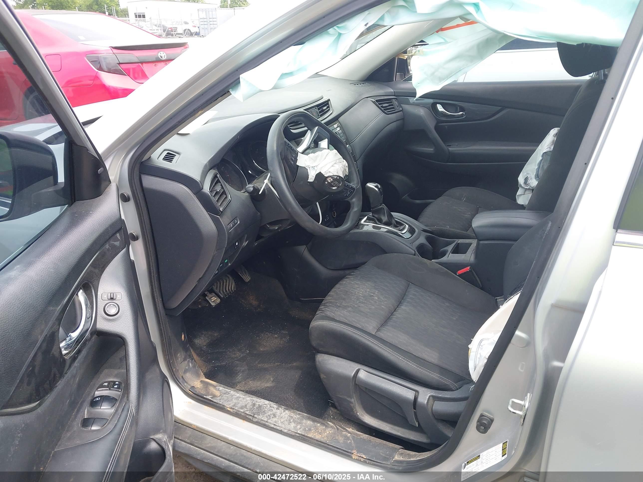 NISSAN ROGUE image 5