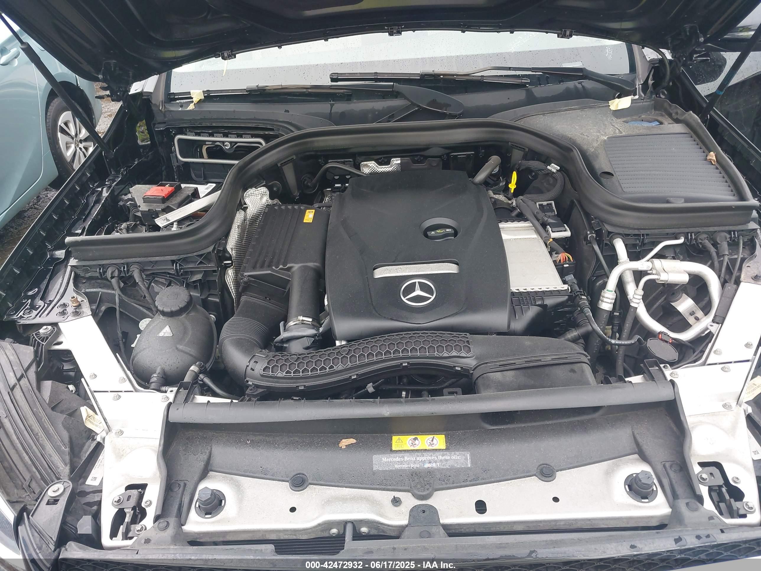 MERCEDES-BENZ GLC image 10