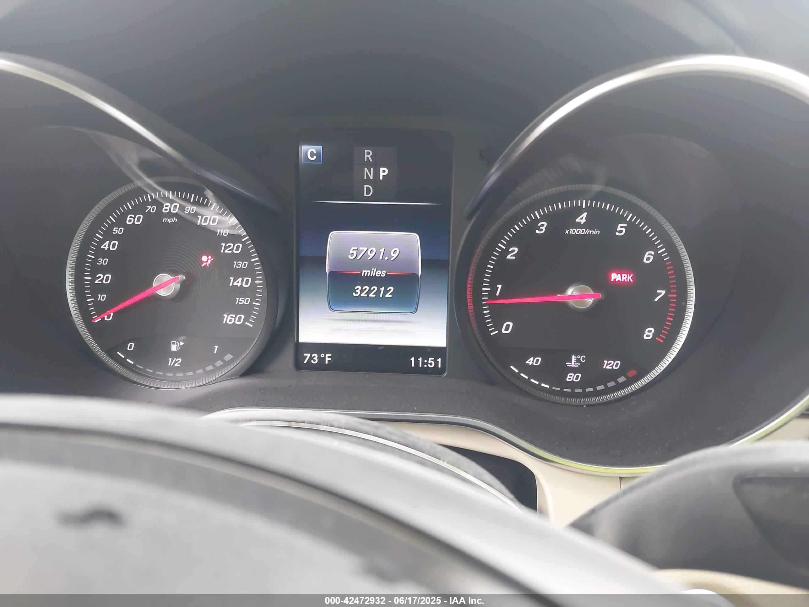 MERCEDES-BENZ GLC image 7