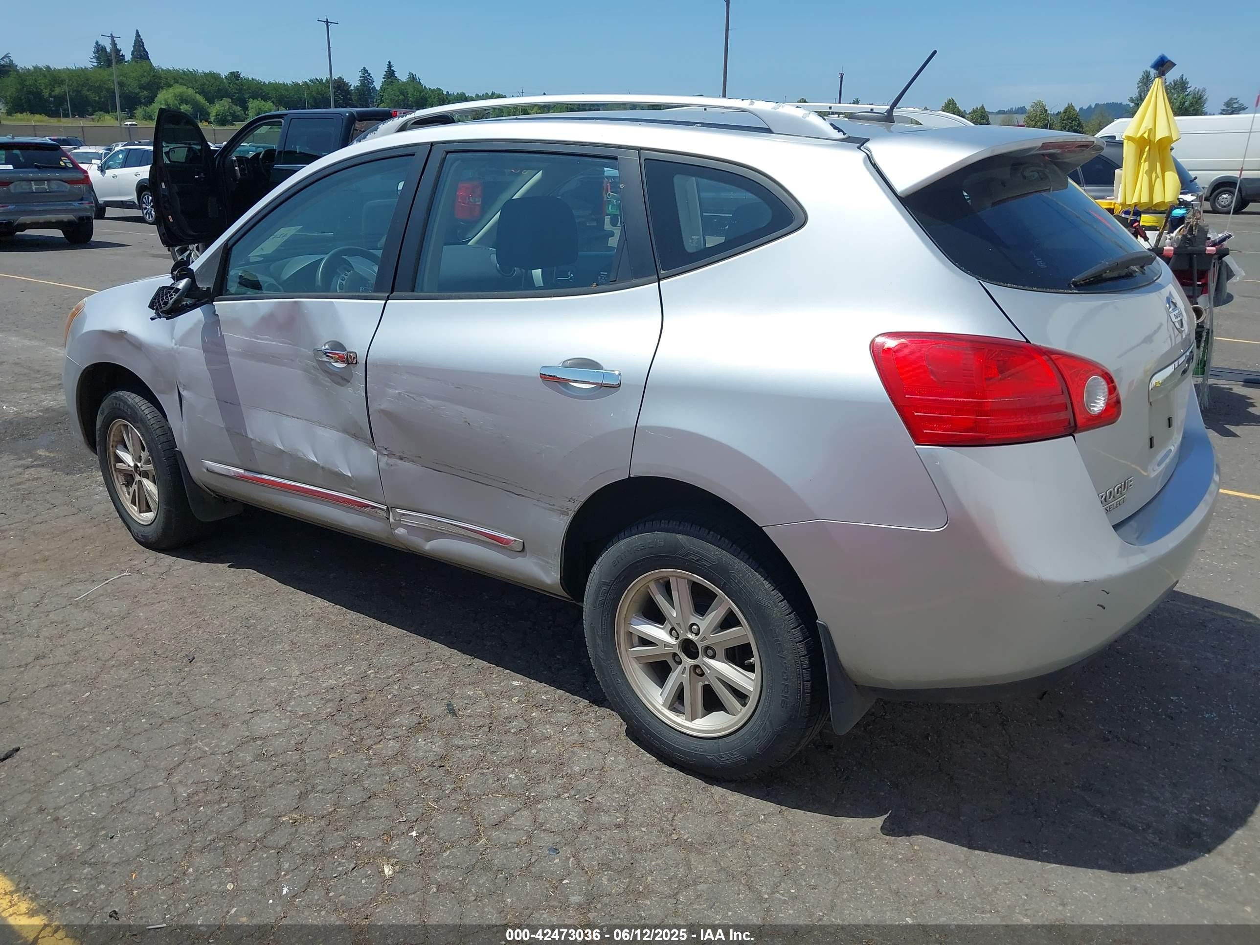 NISSAN ROGUE image 3