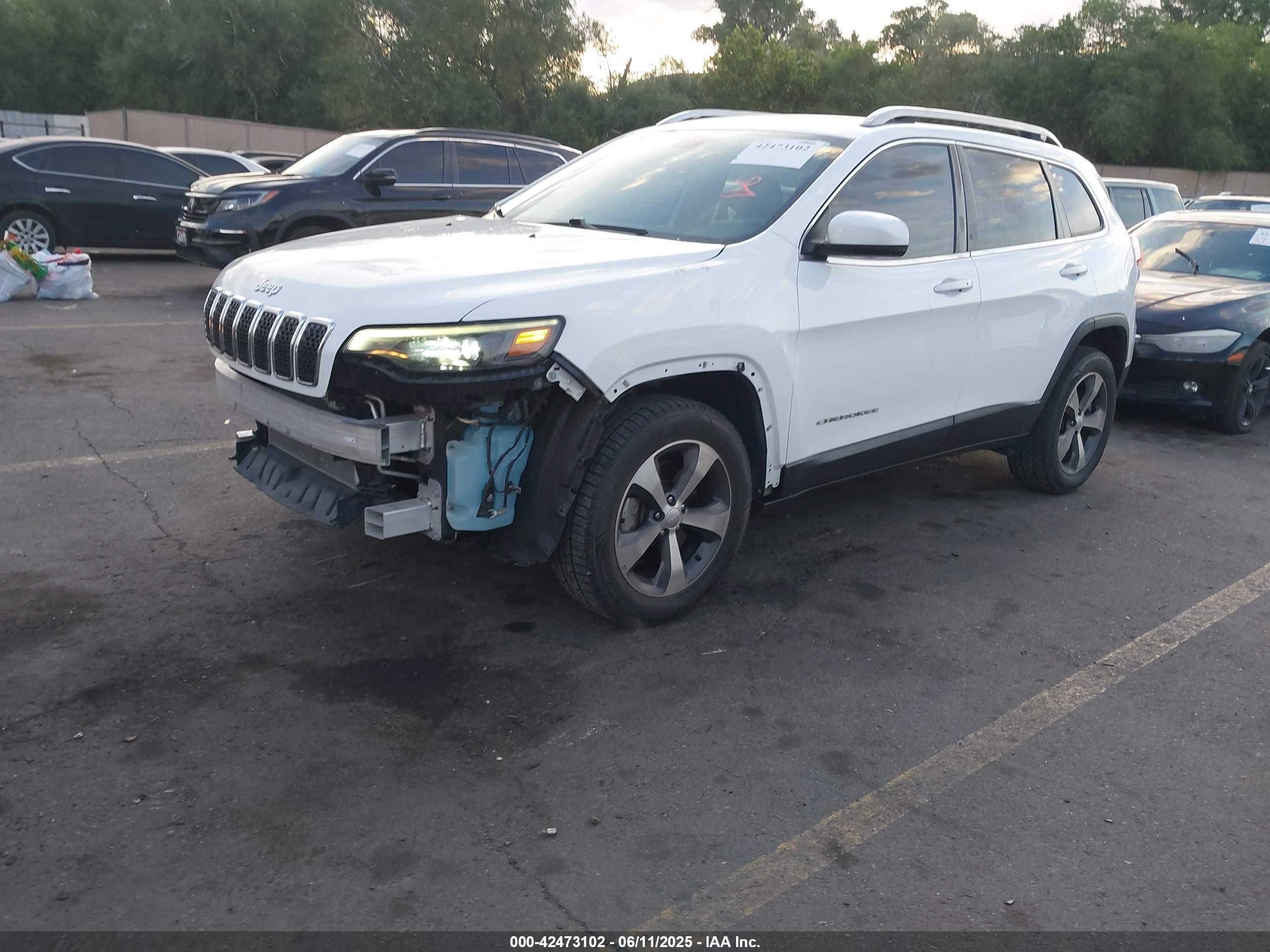 JEEP CHEROKEE image 2