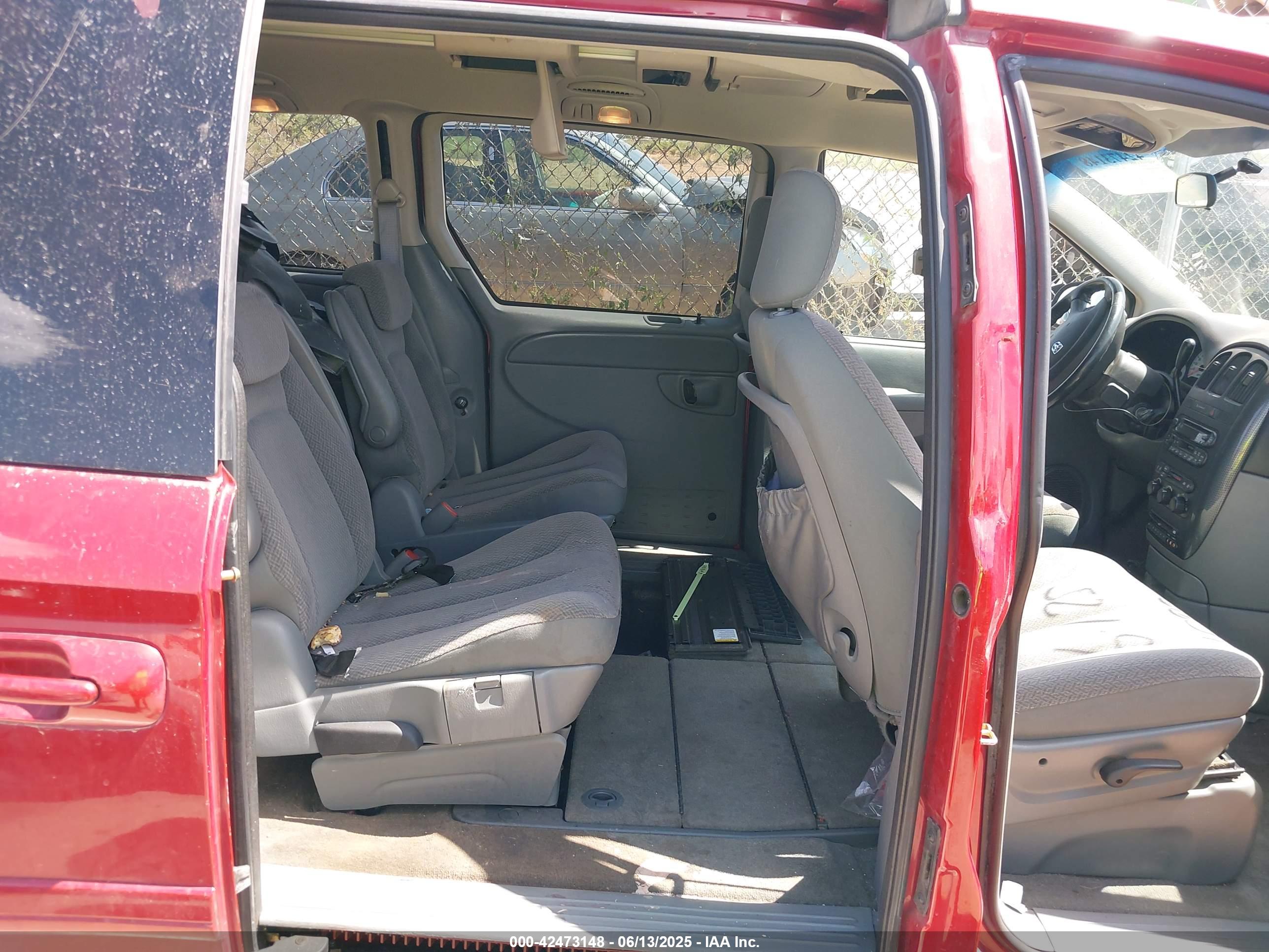 DODGE GRAND image 8