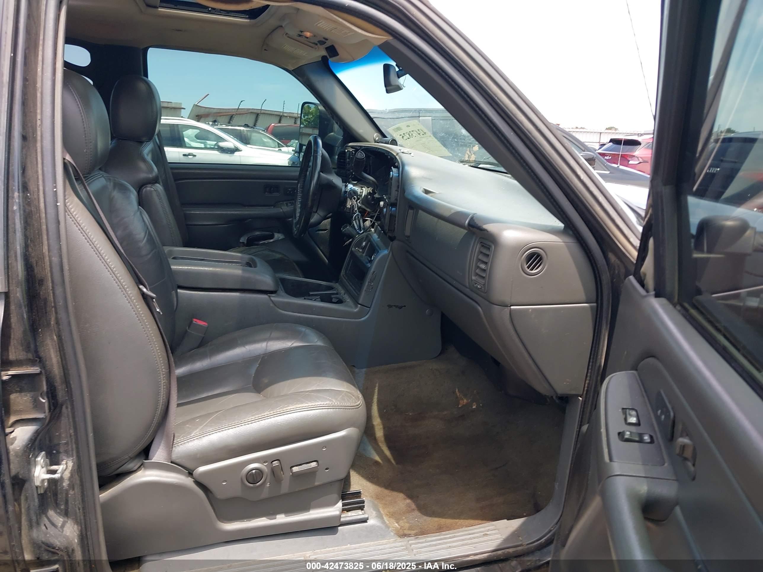 GMC SIERRA image 7
