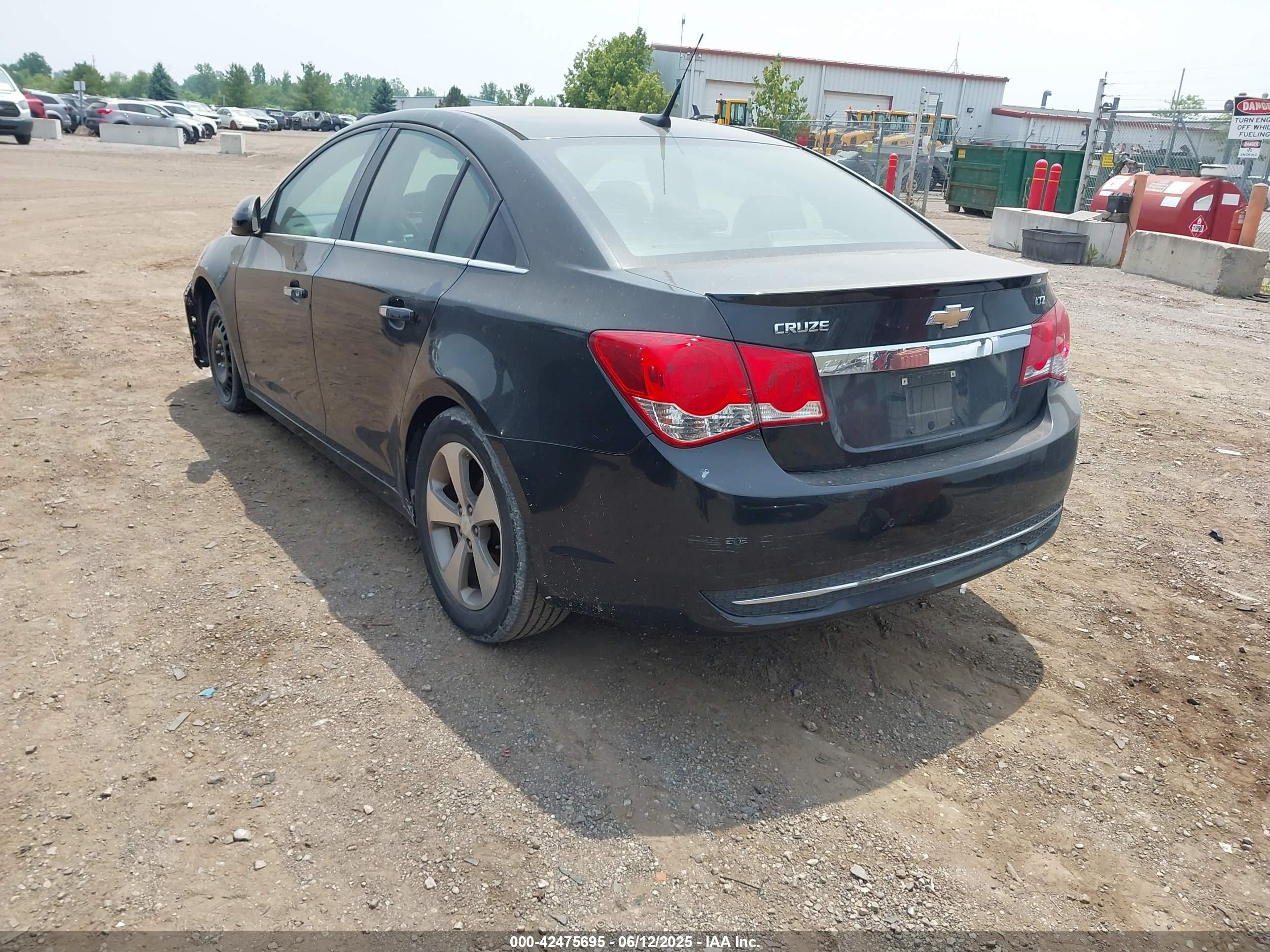 CHEVROLET CRUZE image 3