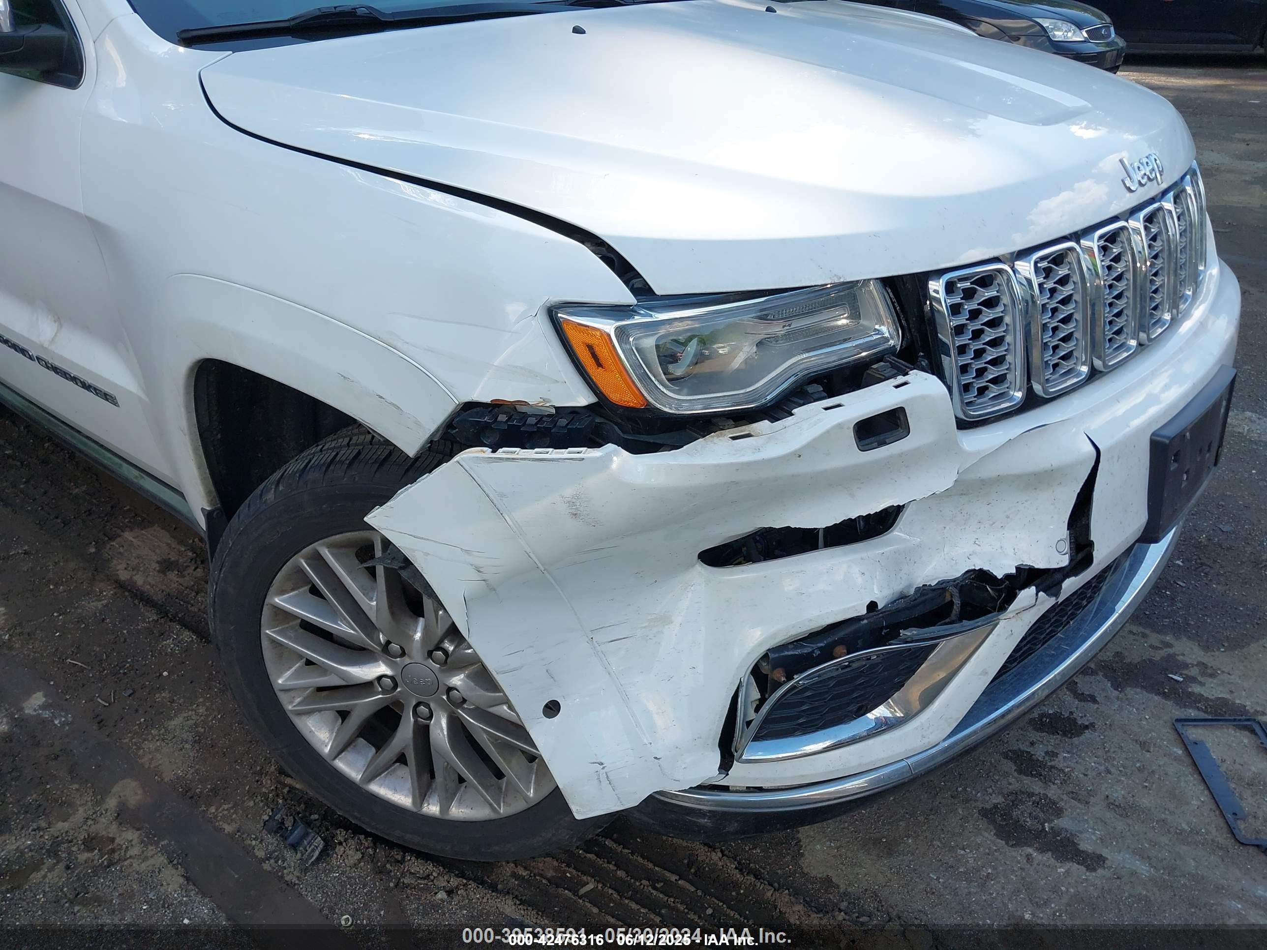 JEEP GRAND image 6