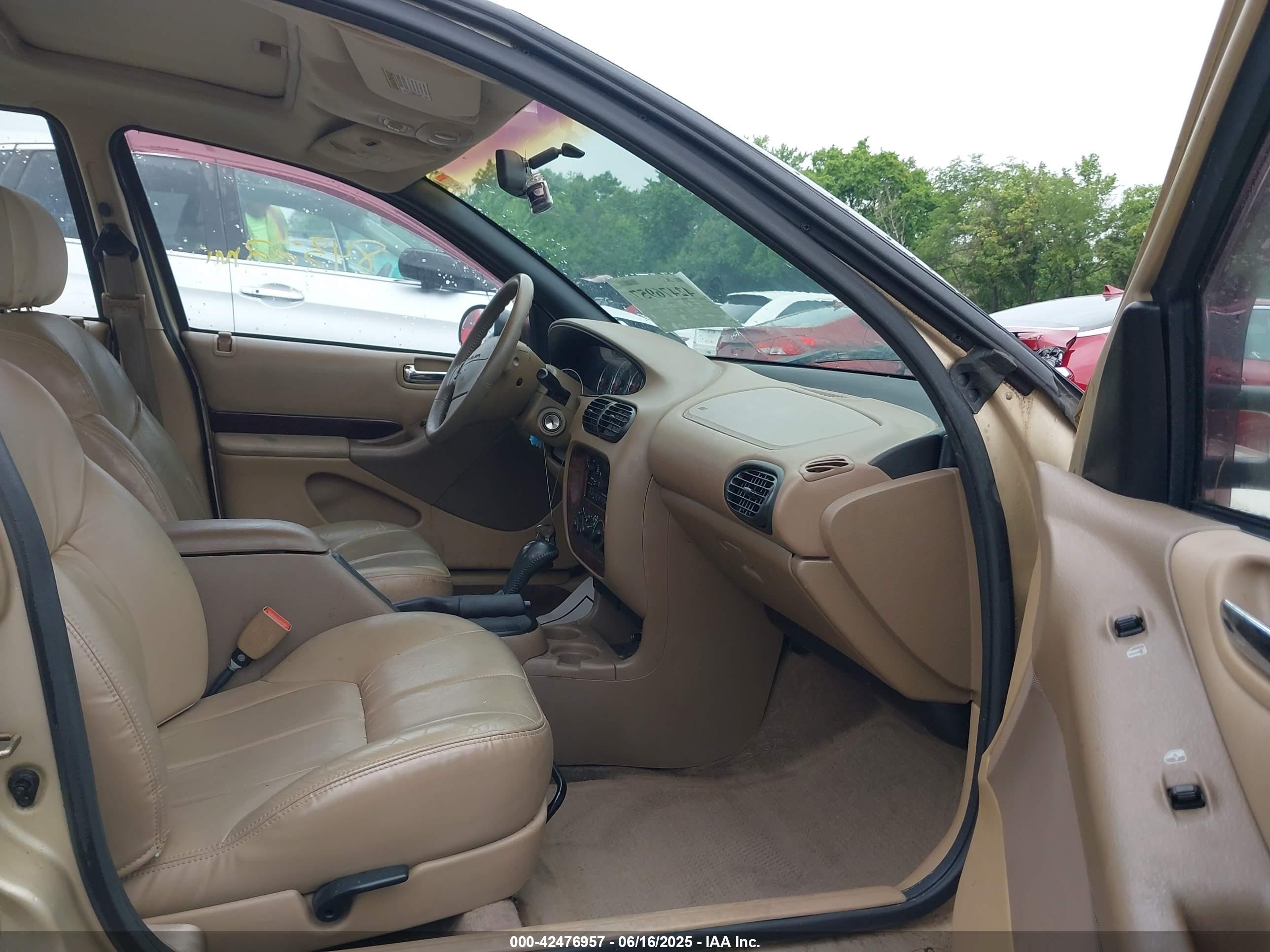 CHRYSLER CIRRUS image 5