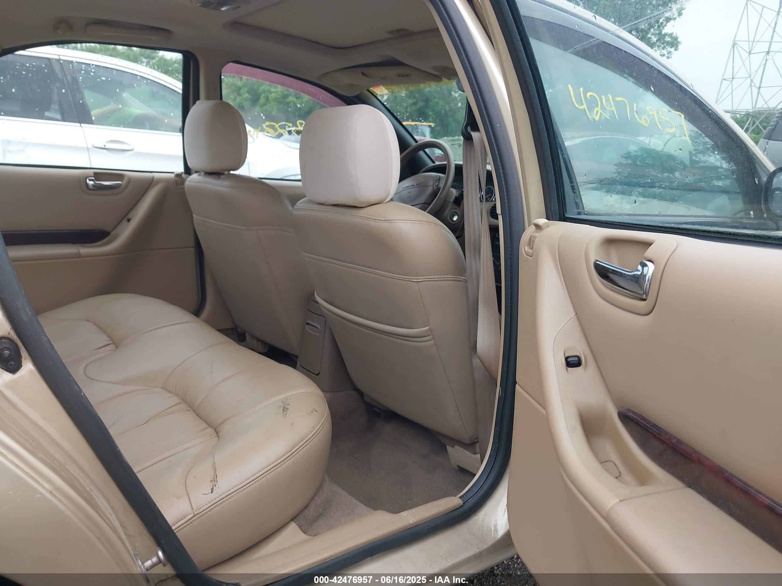 CHRYSLER CIRRUS image 8