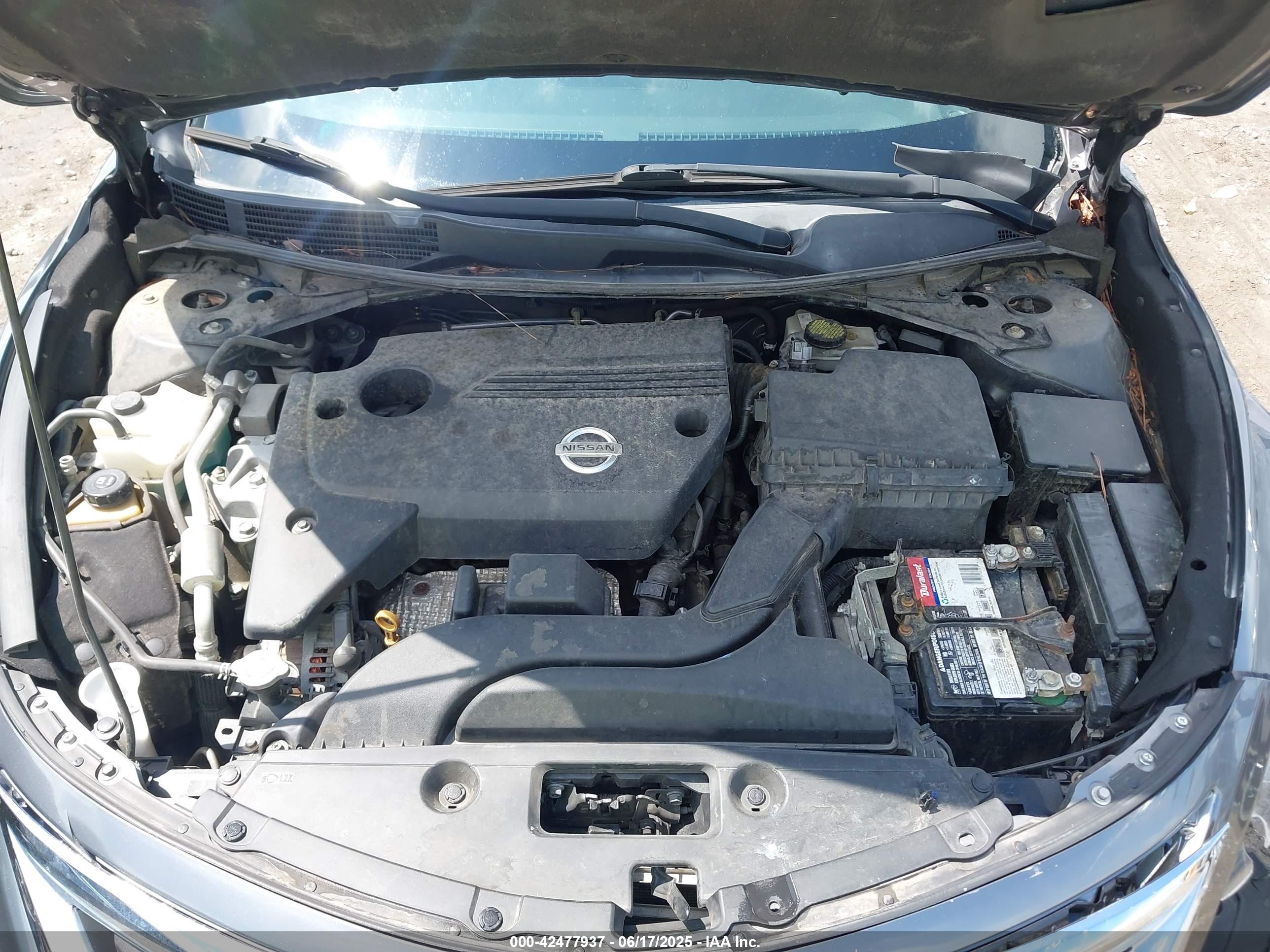 NISSAN ALTIMA image 10
