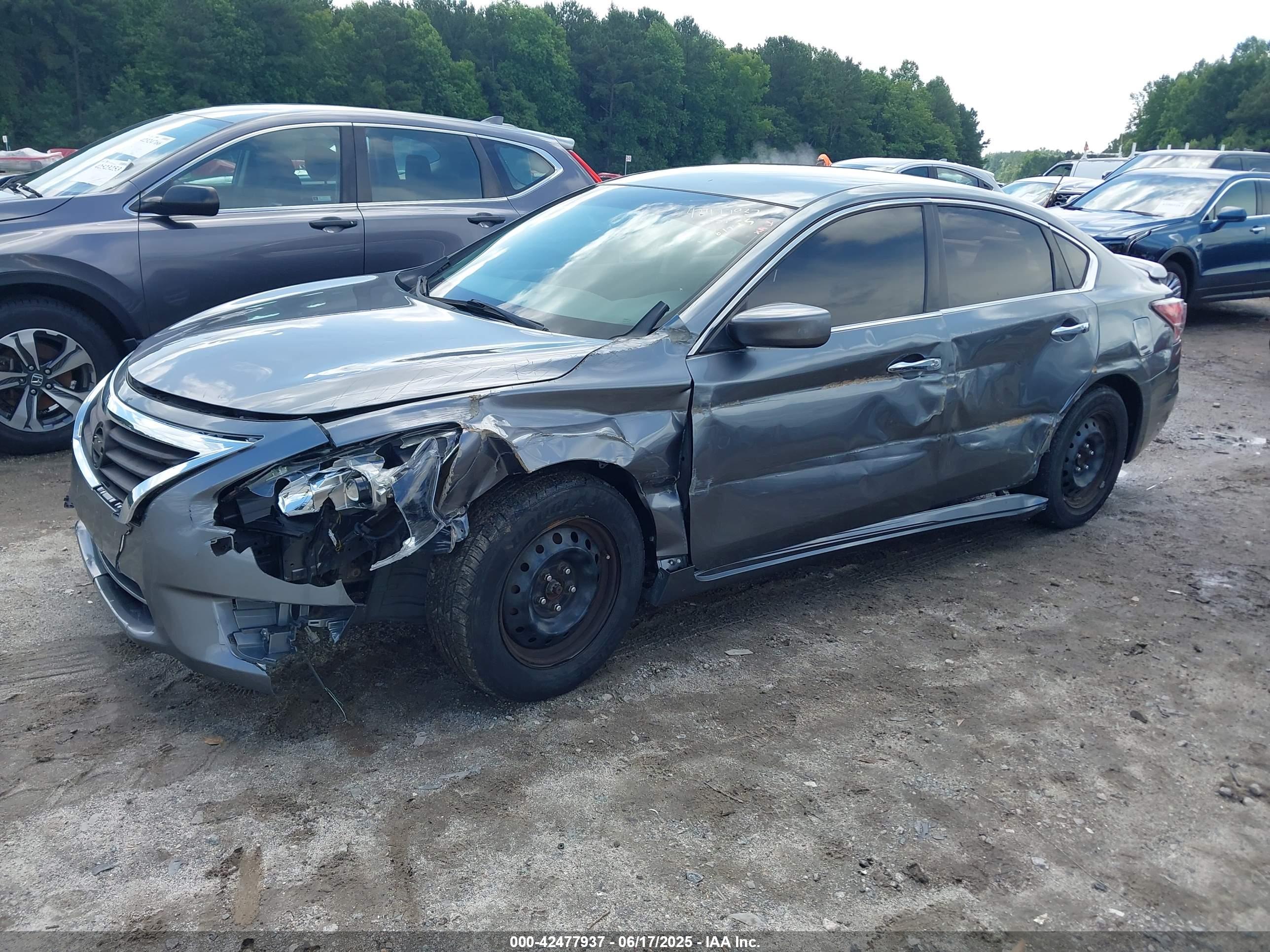 NISSAN ALTIMA image 2