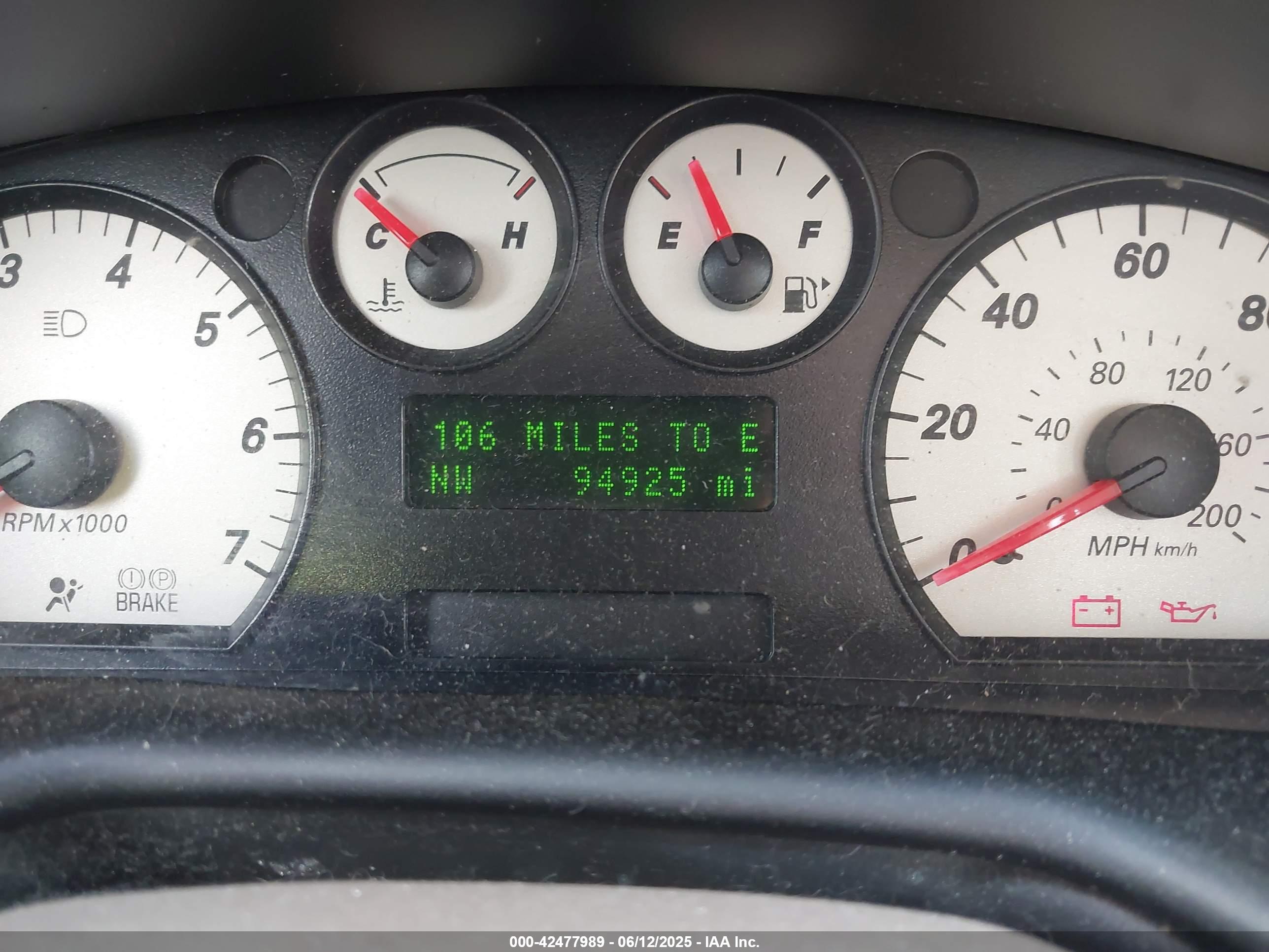 FORD TAURUS image 7