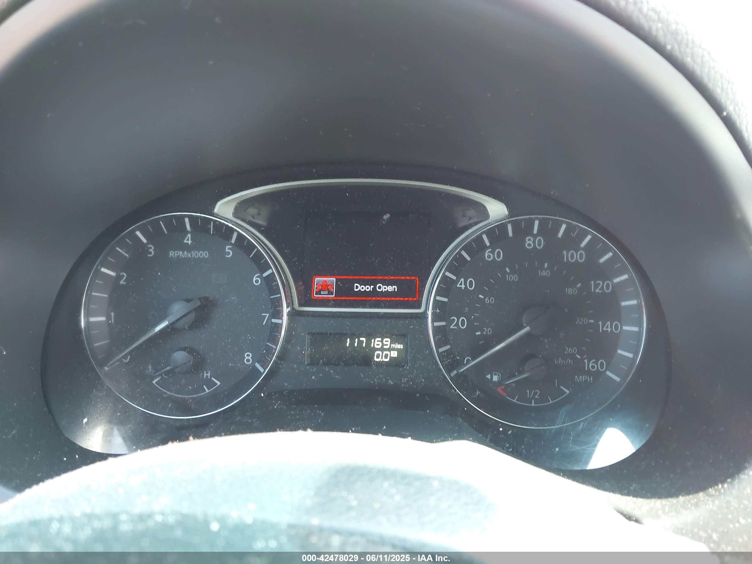 NISSAN ALTIMA image 7