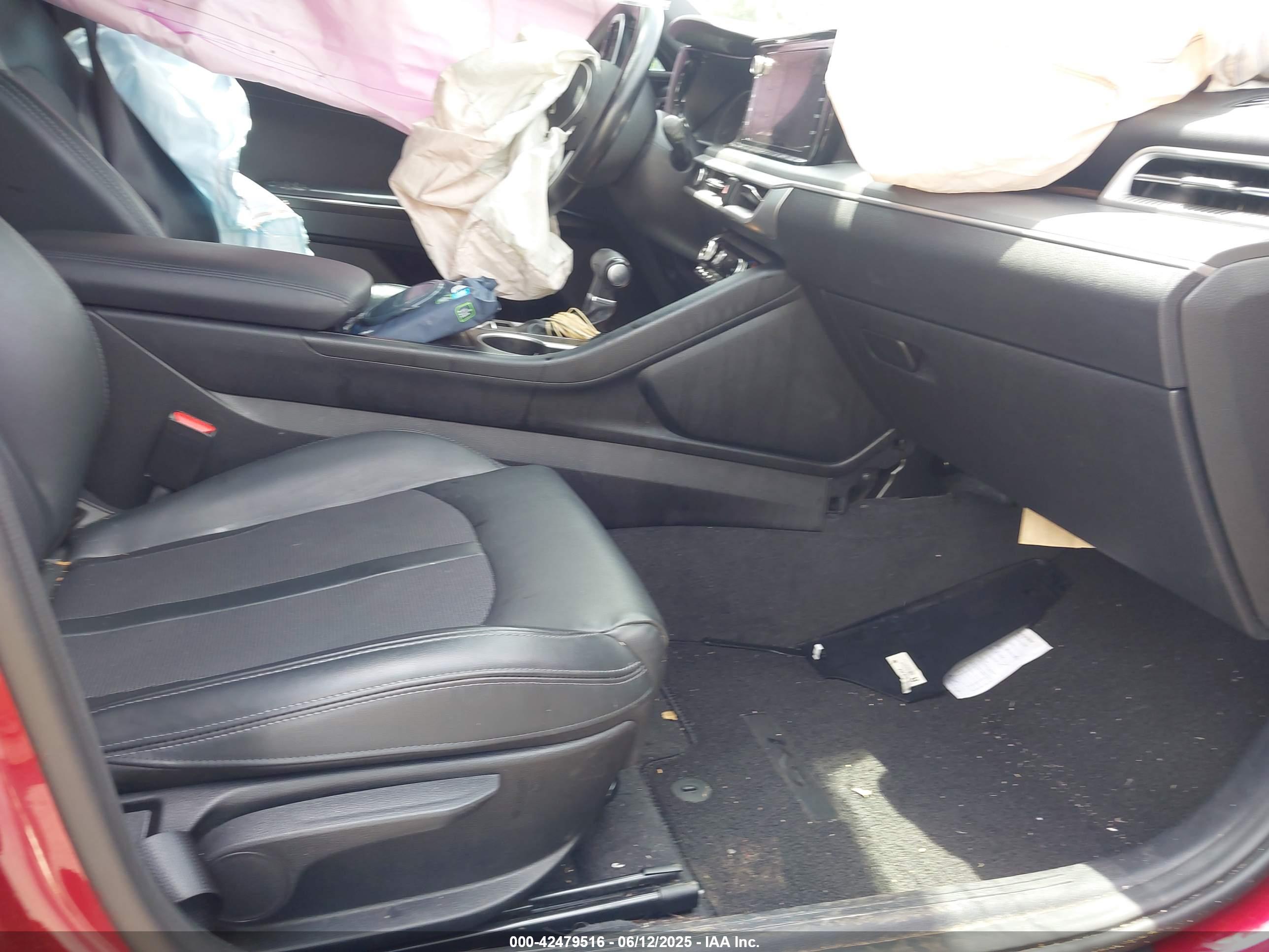 KIA K5 image 5