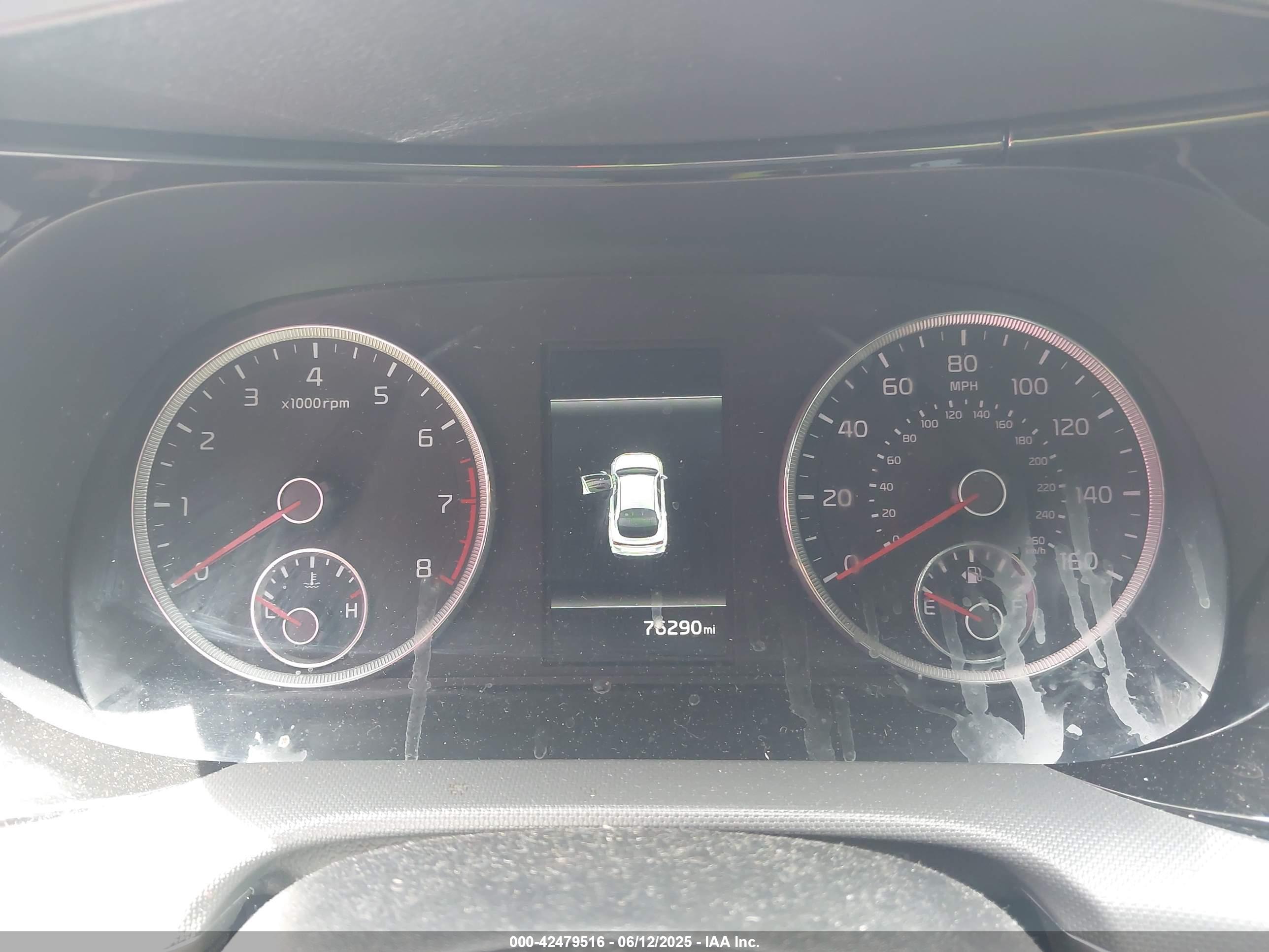 KIA K5 image 7