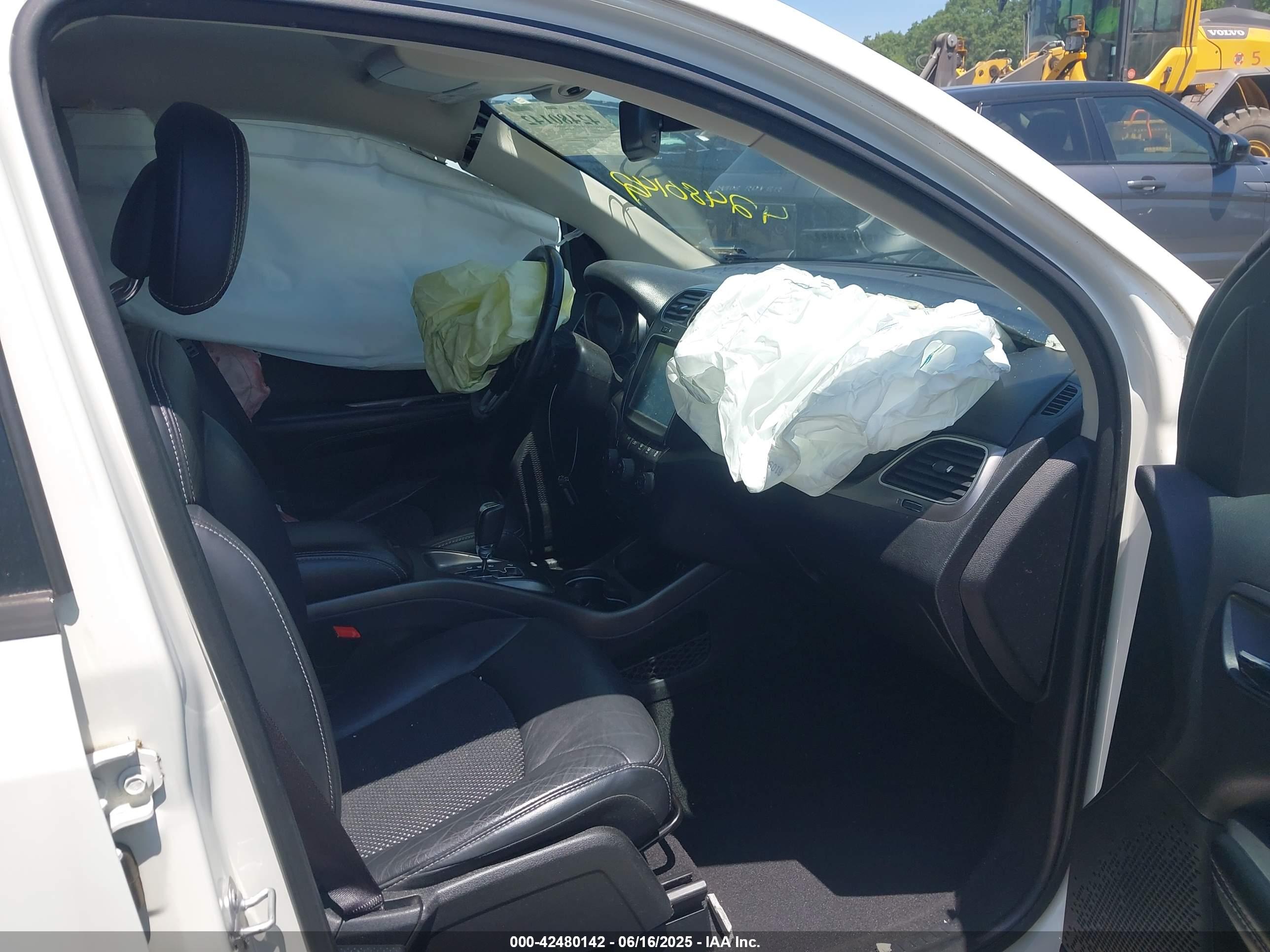 DODGE JOURNEY image 5