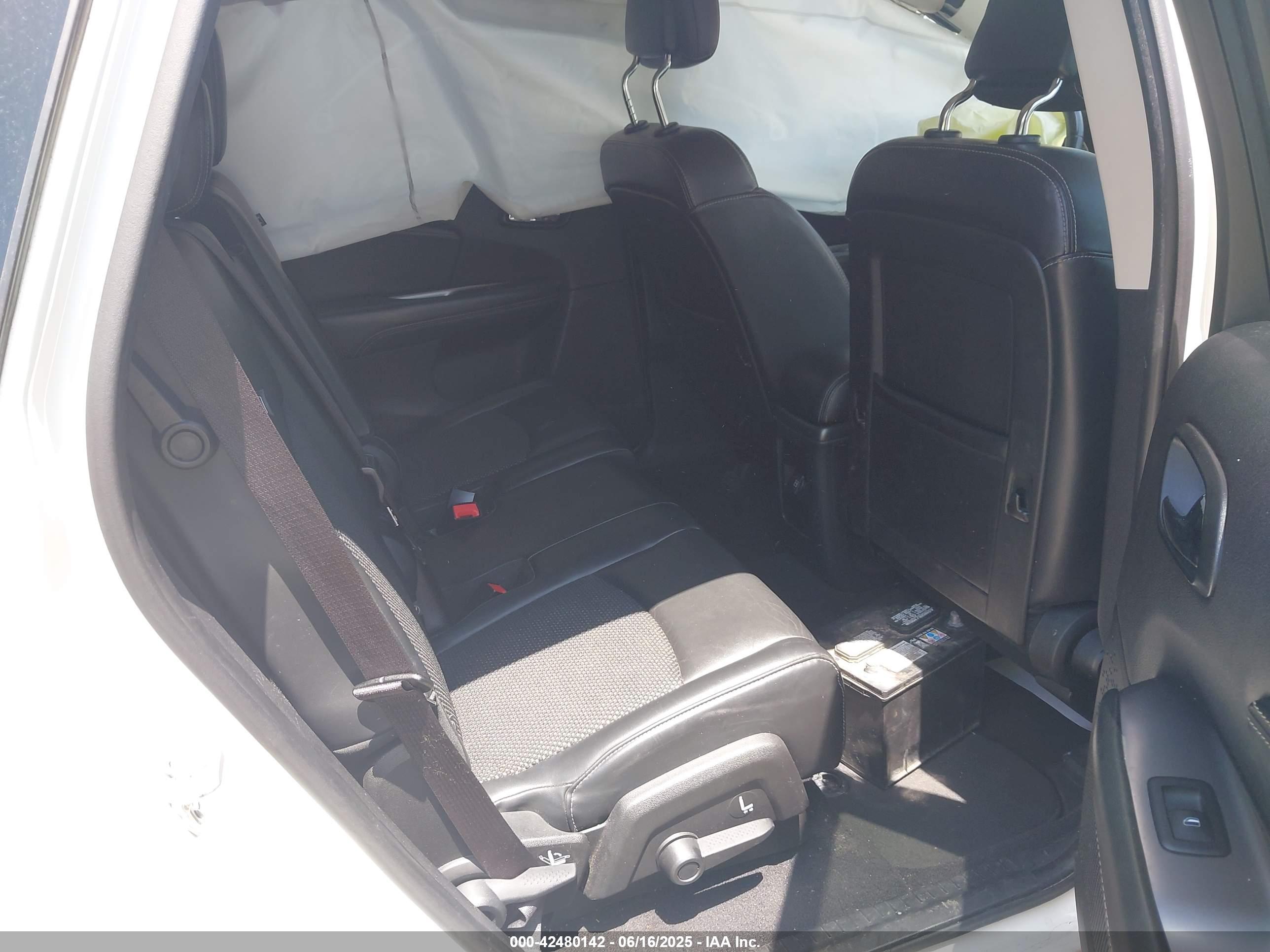 DODGE JOURNEY image 8