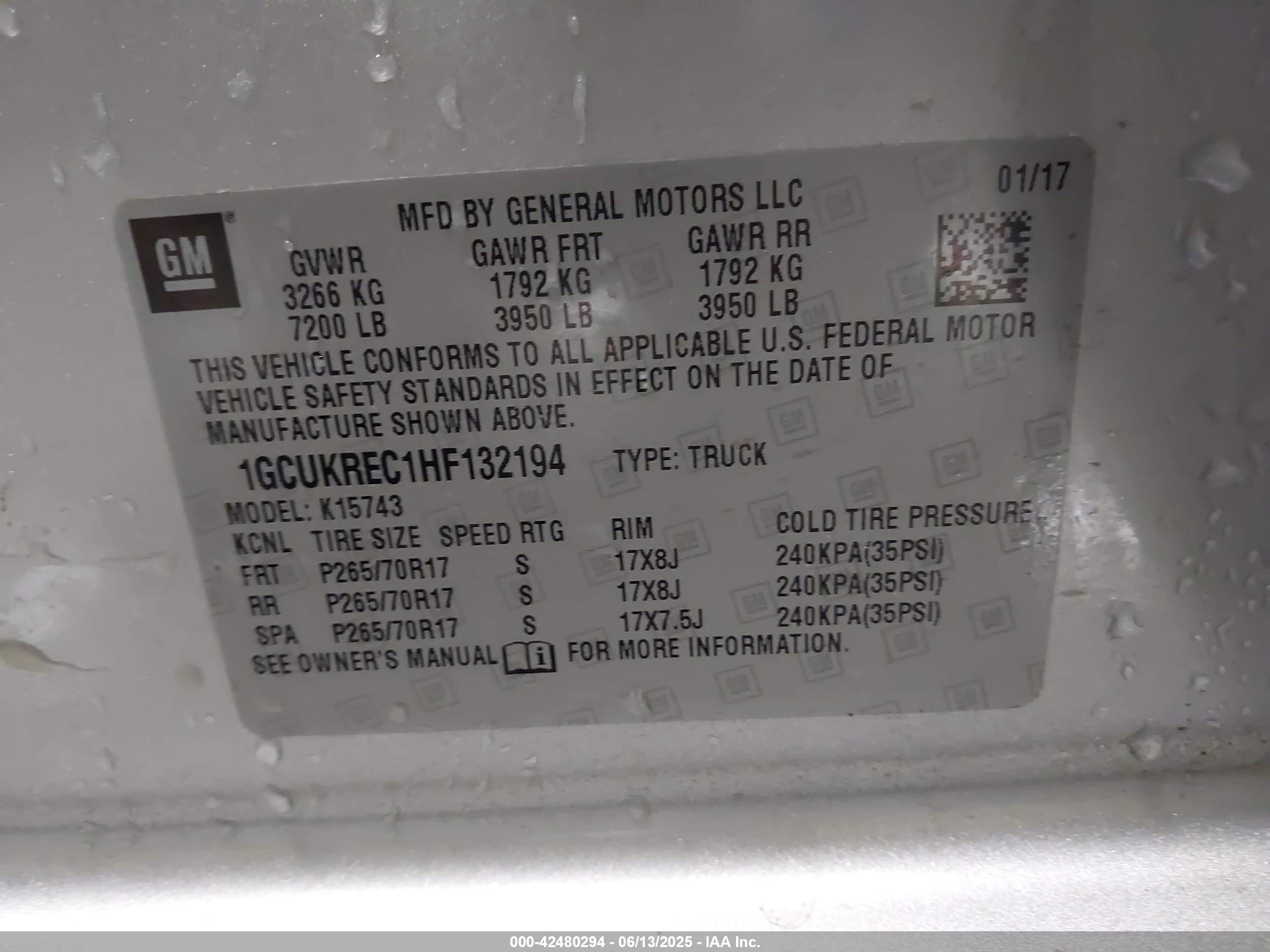 CHEVROLET SILVERADO image 9