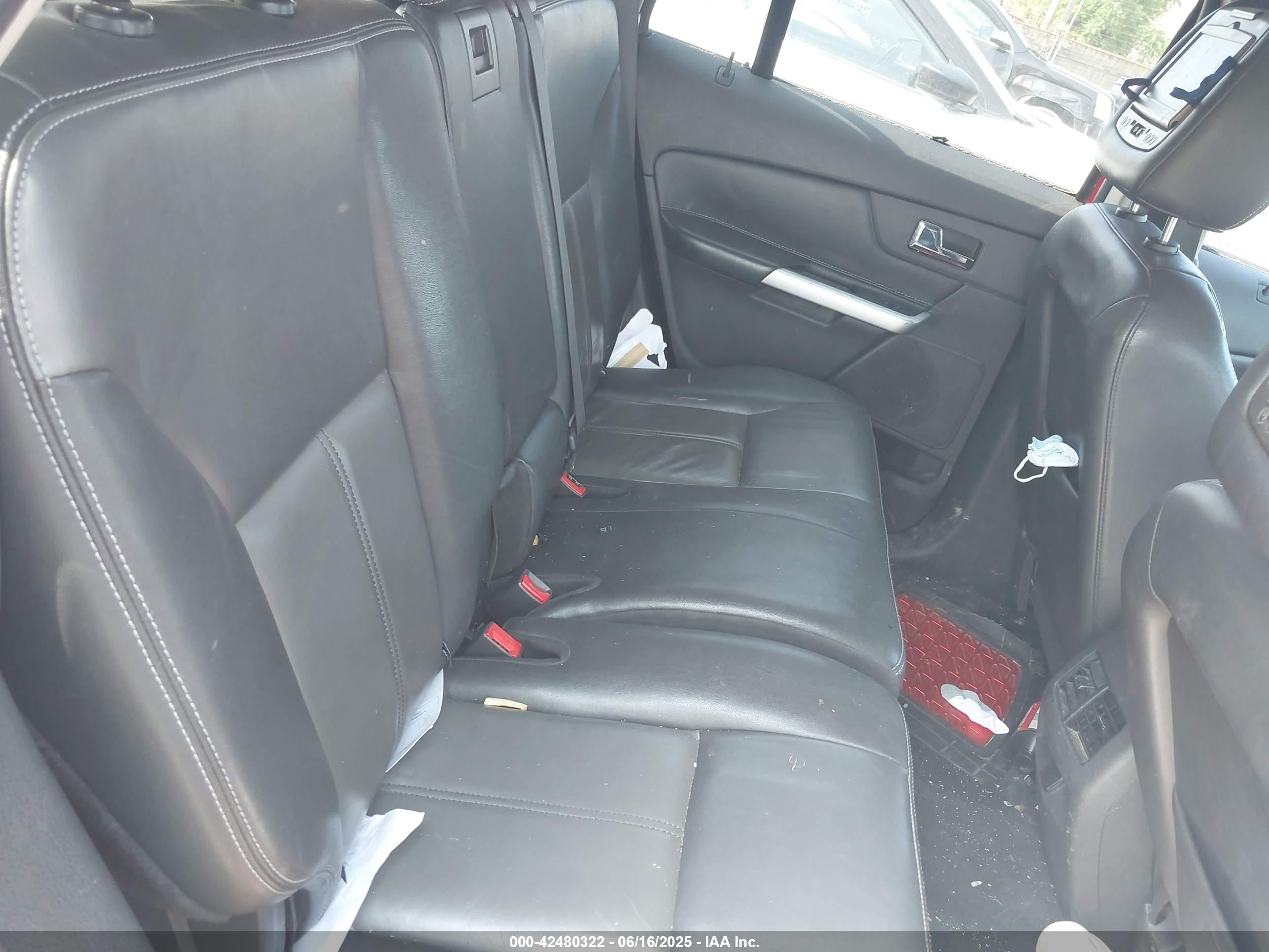 FORD EDGE image 8
