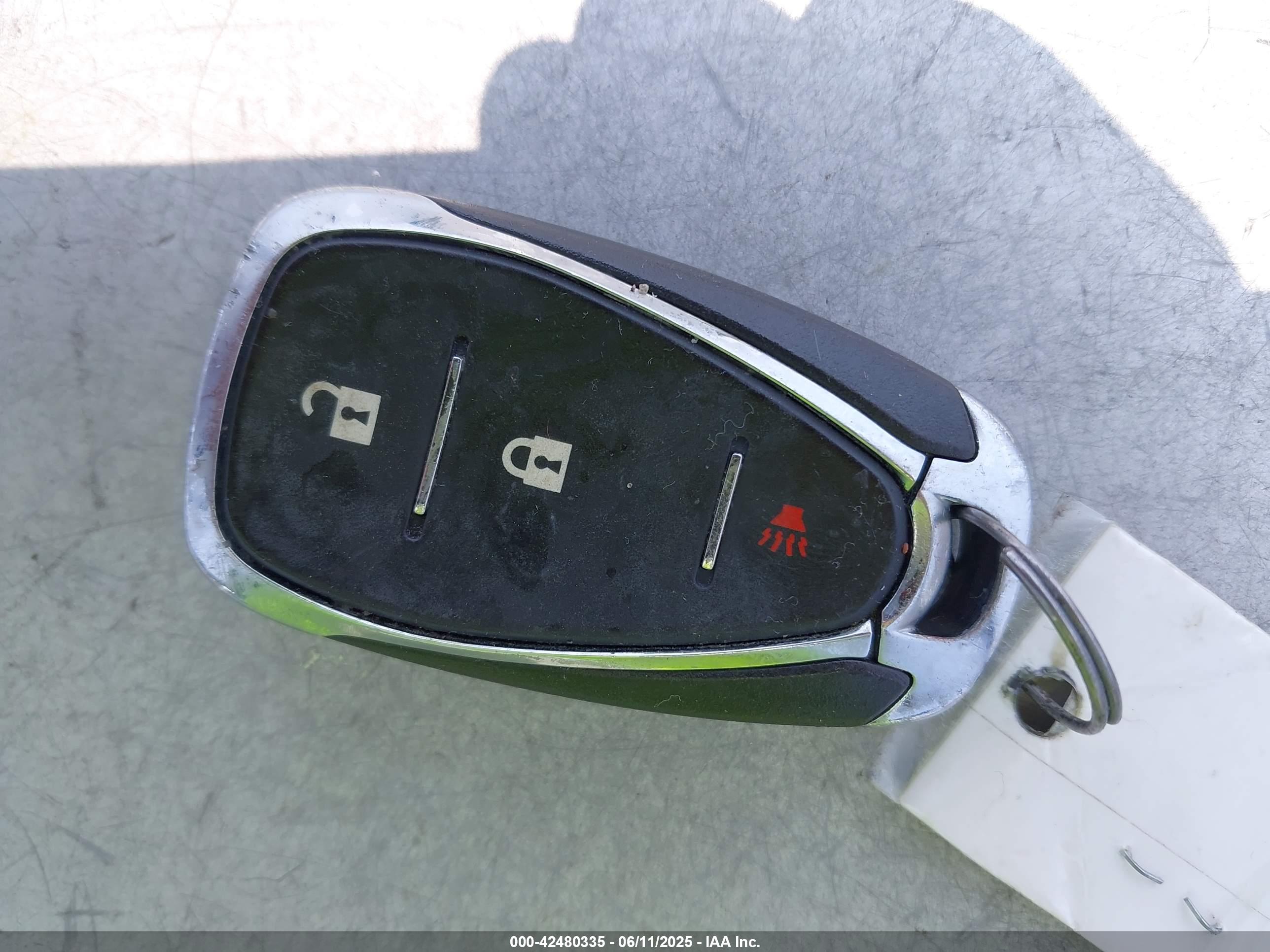 CHEVROLET EQUINOX image 11