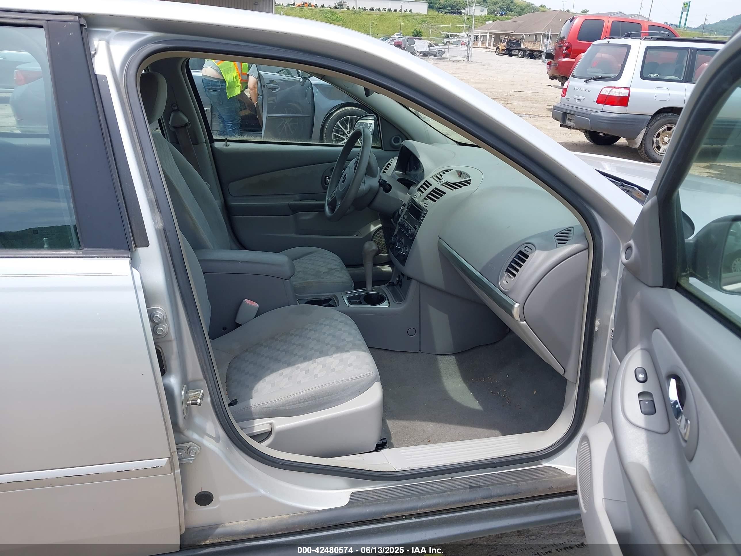 CHEVROLET MALIBU image 5