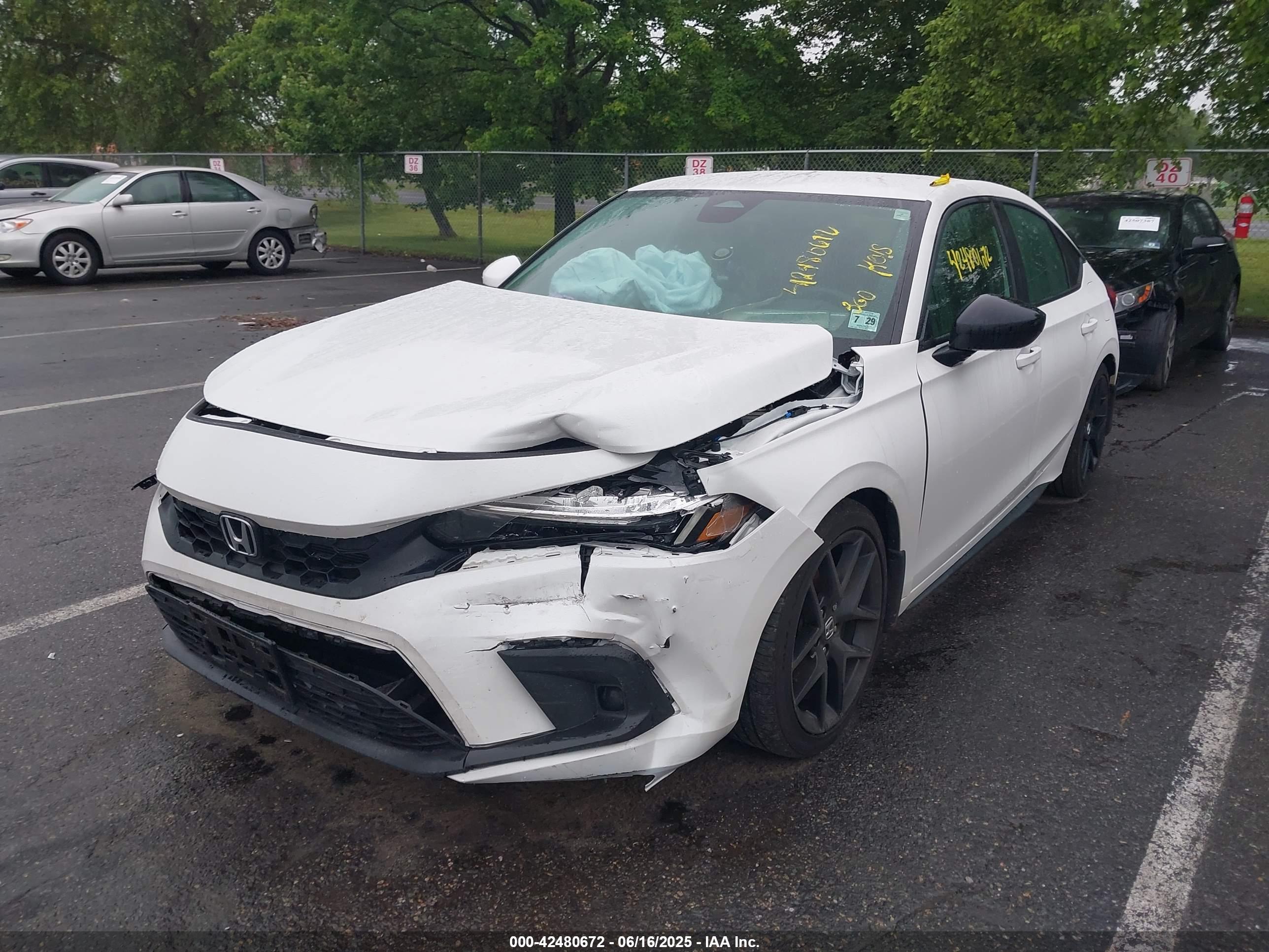 HONDA CIVIC image 2