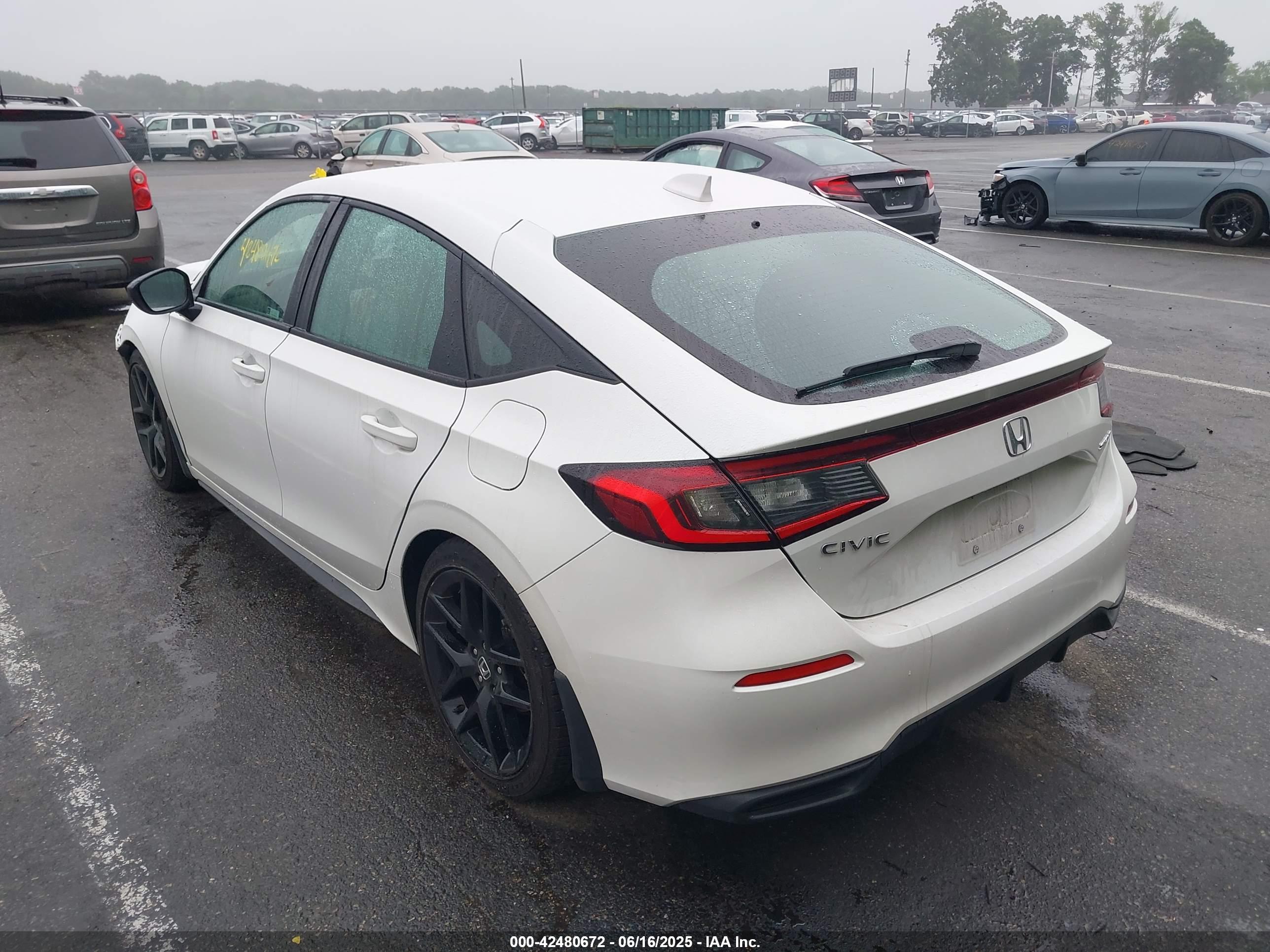 HONDA CIVIC image 3