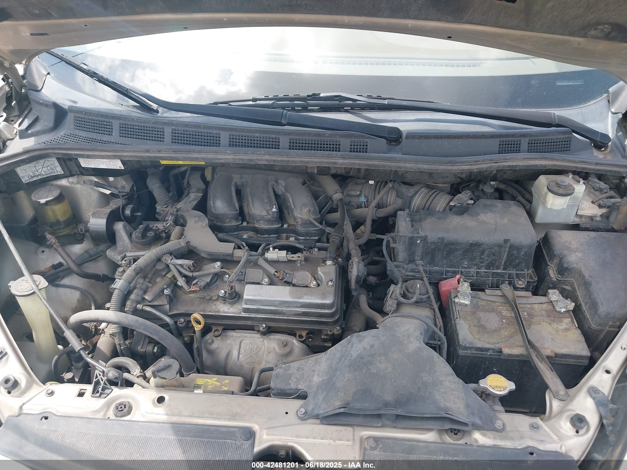 TOYOTA SIENNA image 10