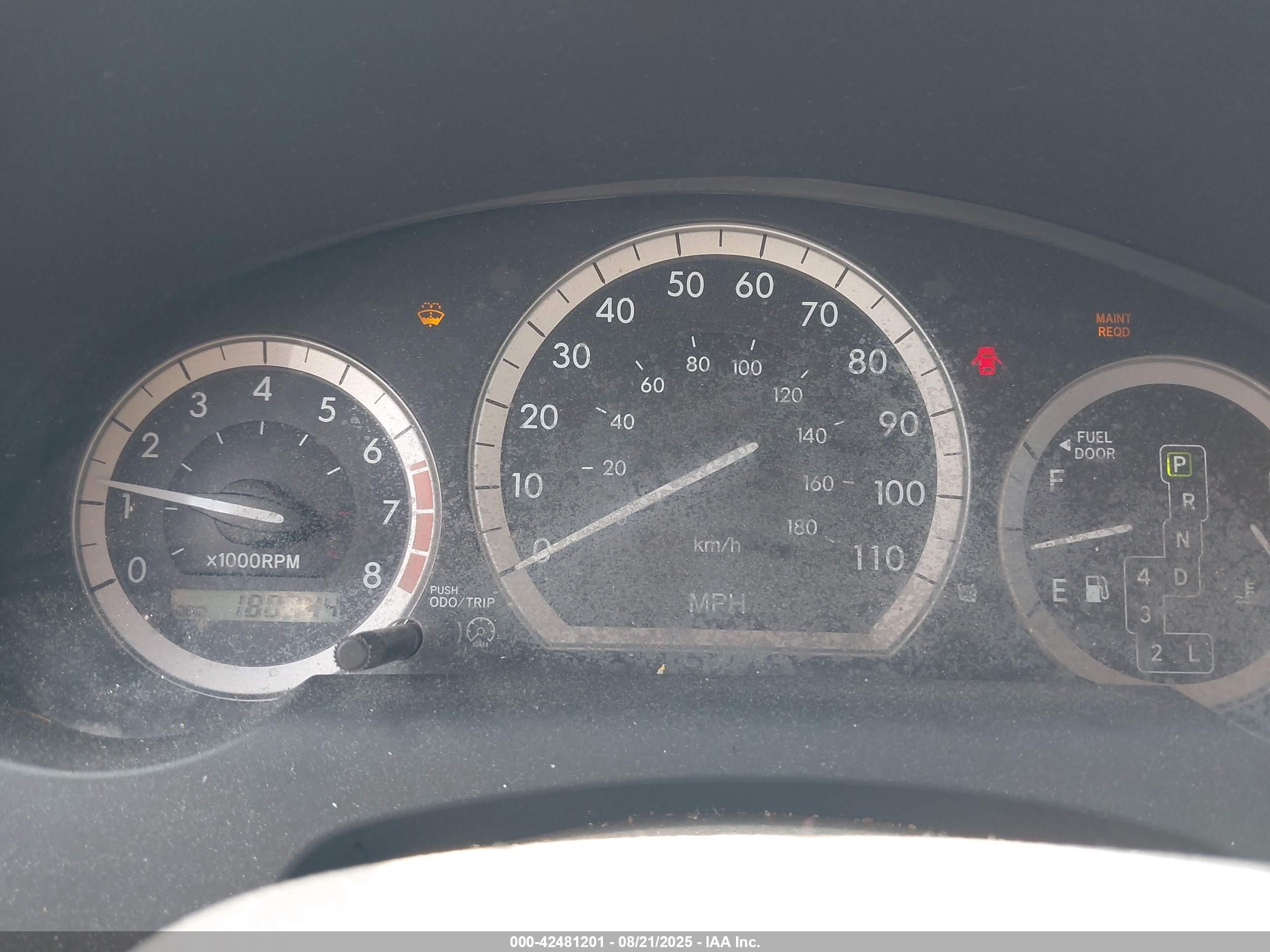 TOYOTA SIENNA image 7