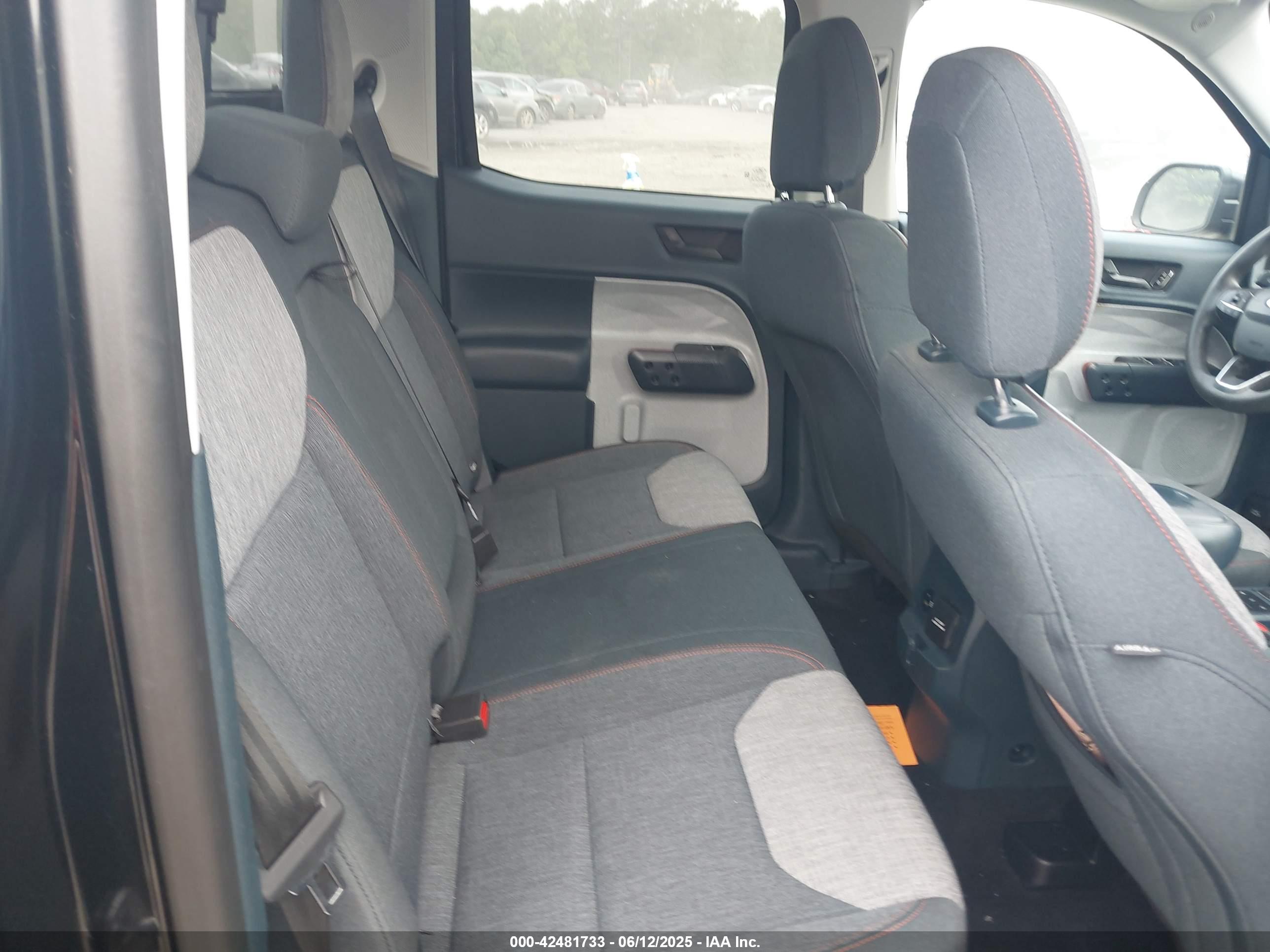 FORD MAVERICK image 8