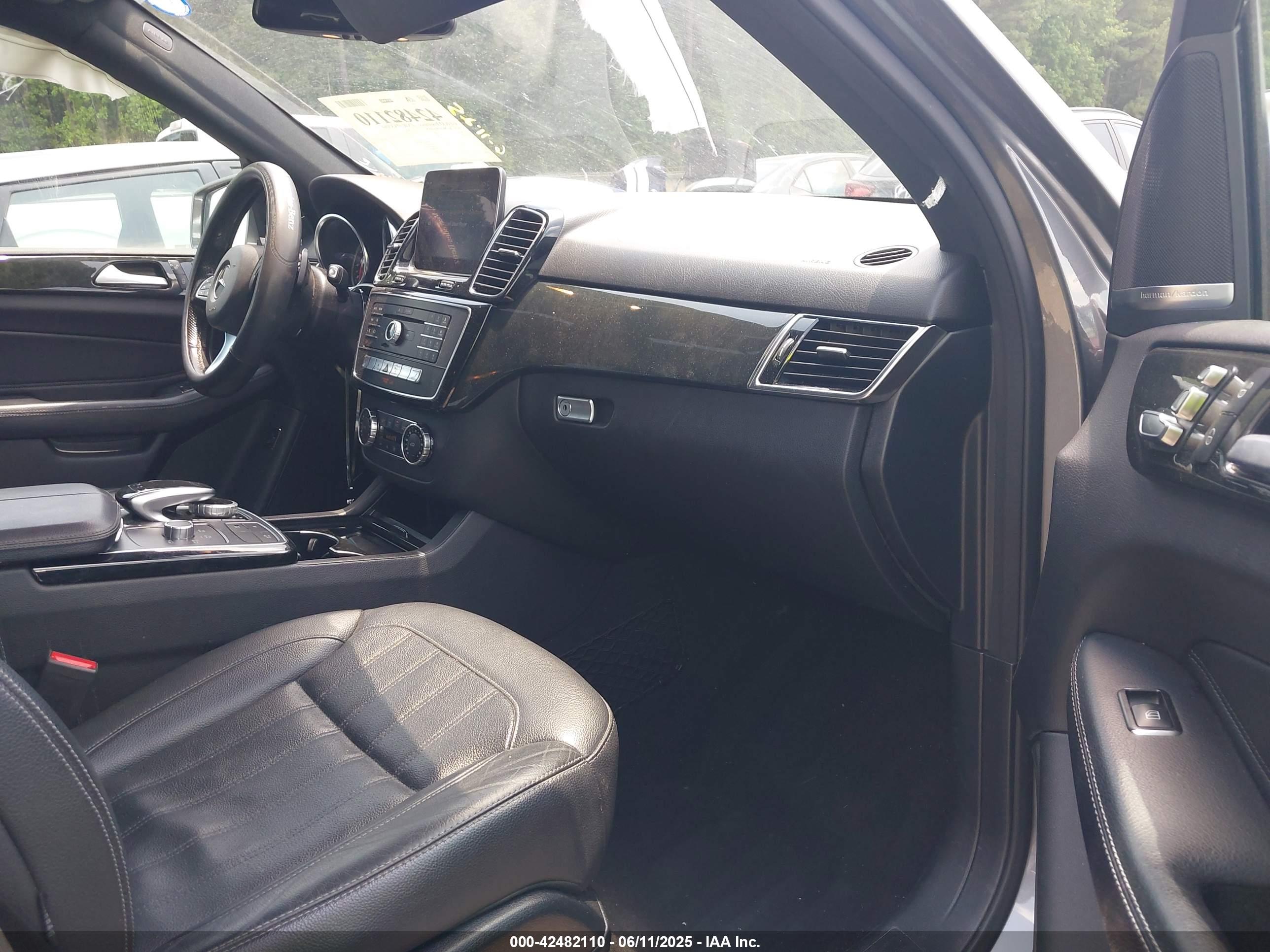 MERCEDES-BENZ GLE image 5