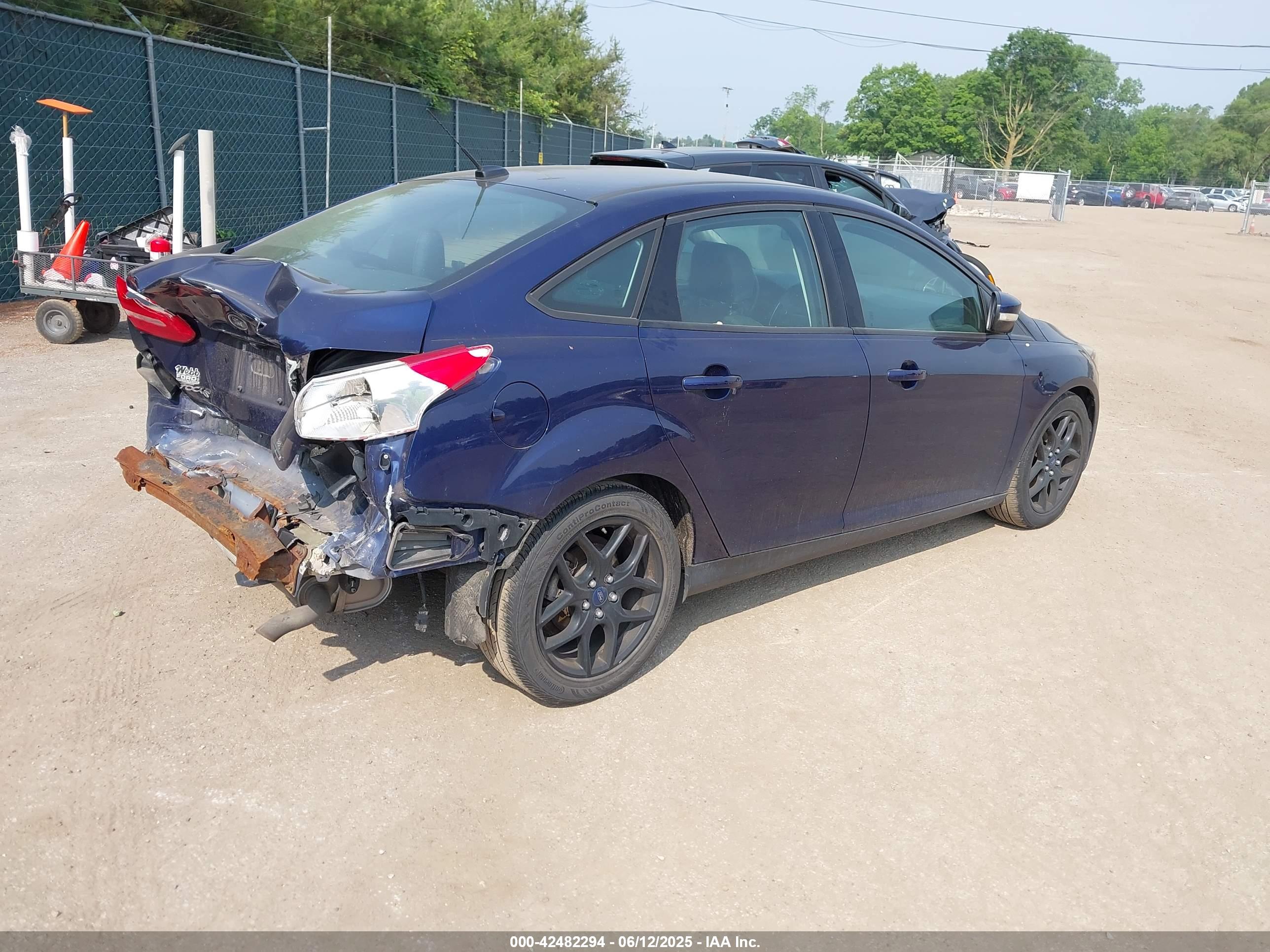 FORD FOCUS image 4