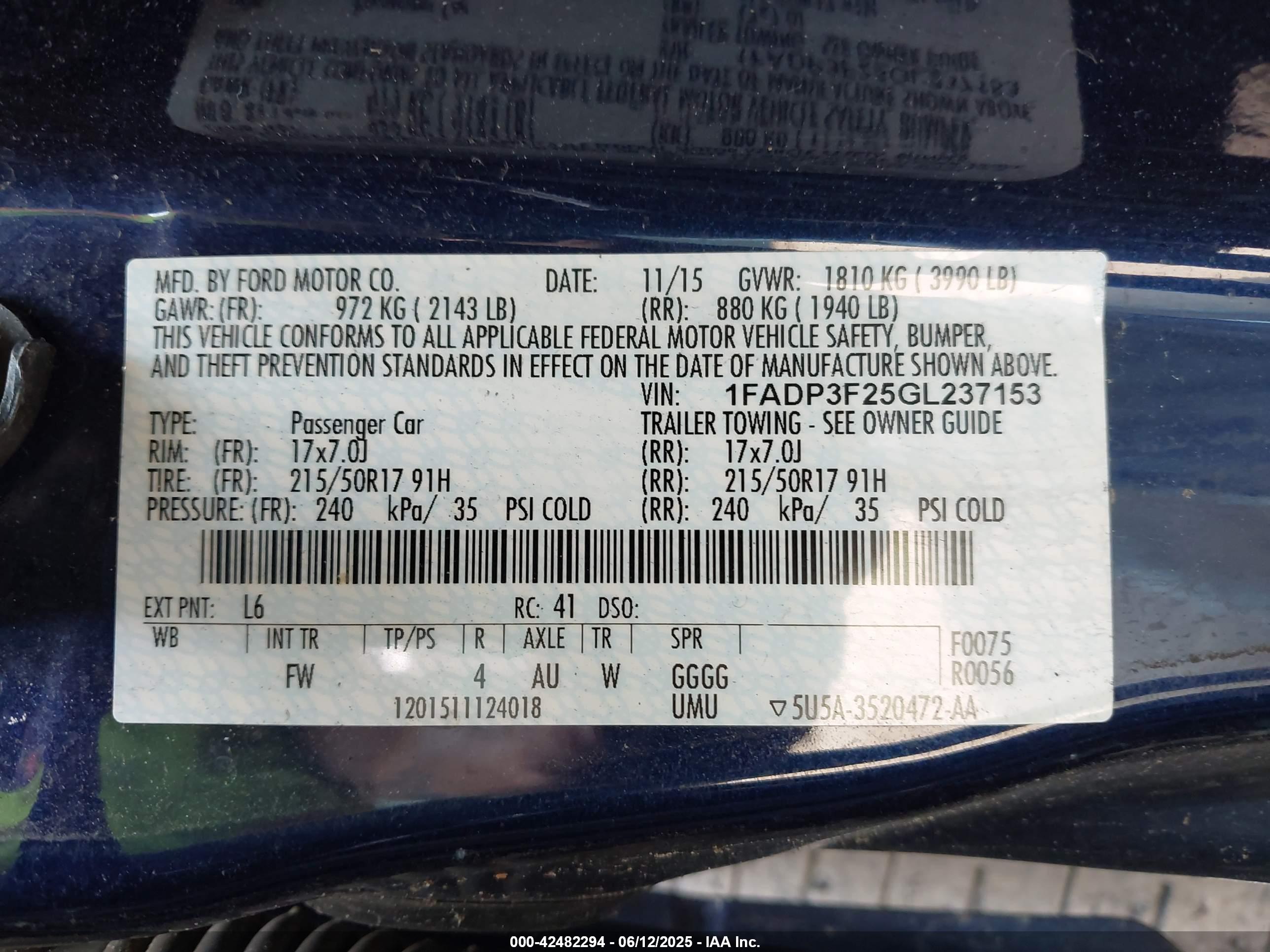 FORD FOCUS image 9