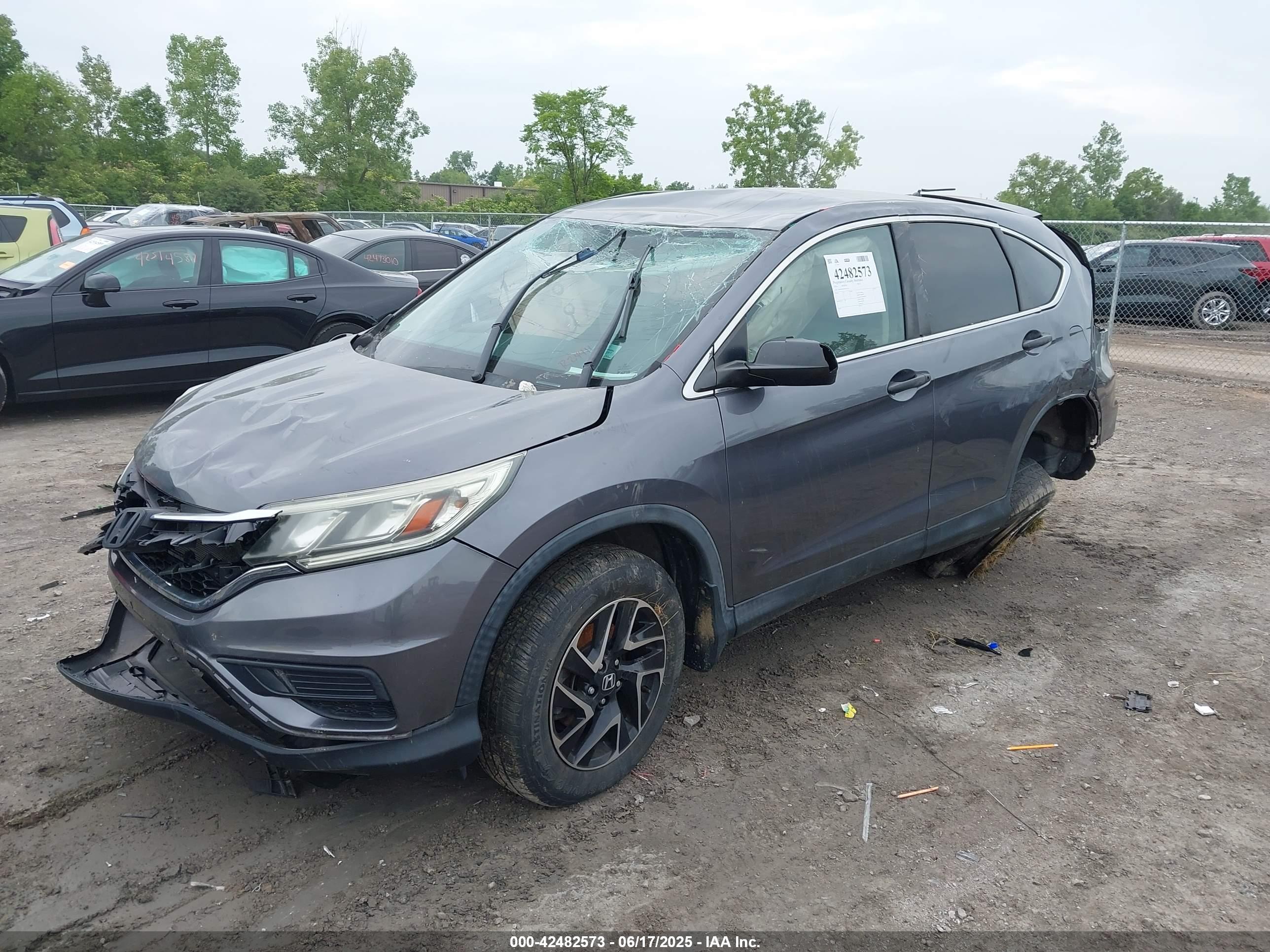 HONDA CR-V image 2