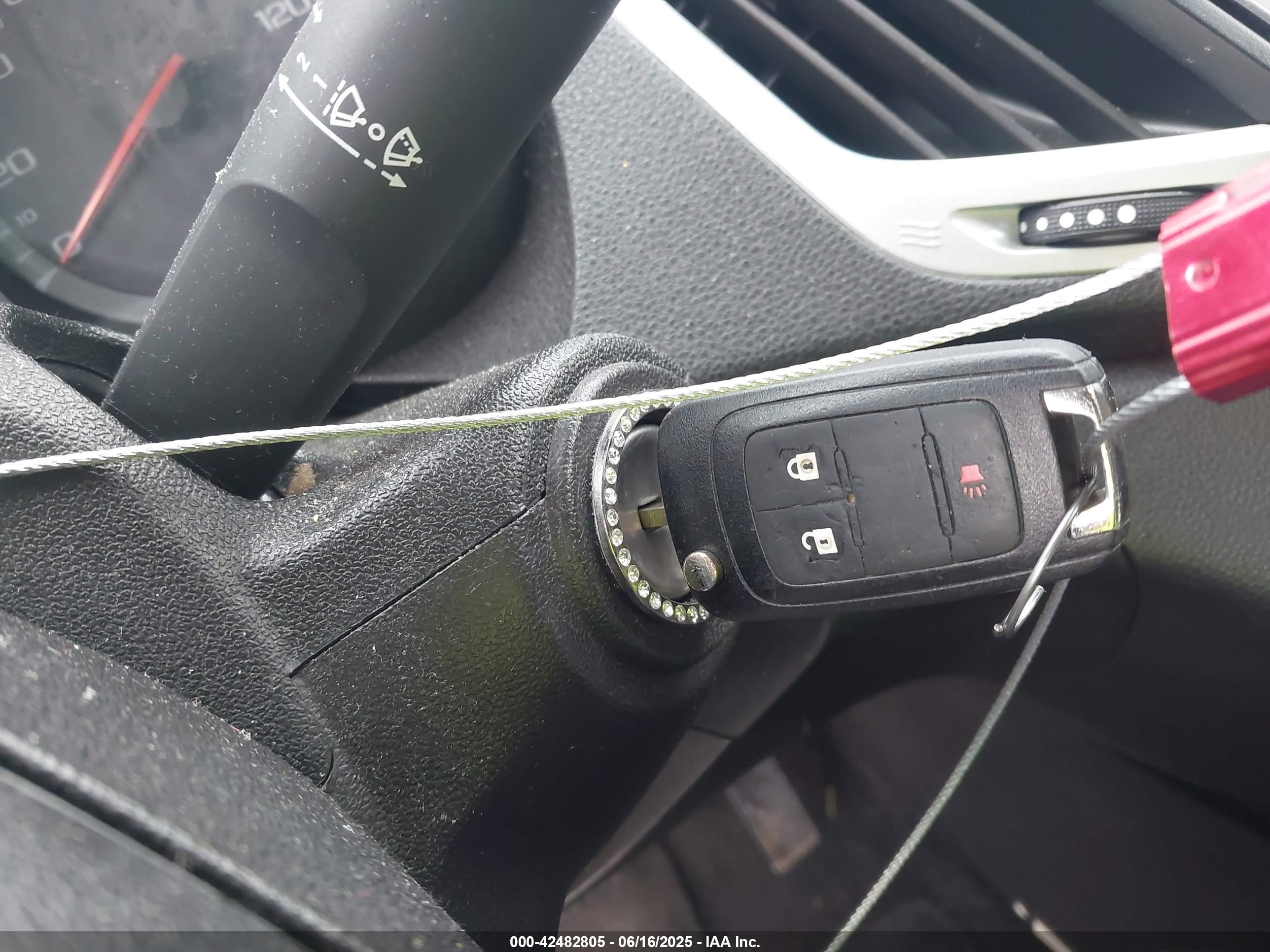 GMC TERRAIN image 11