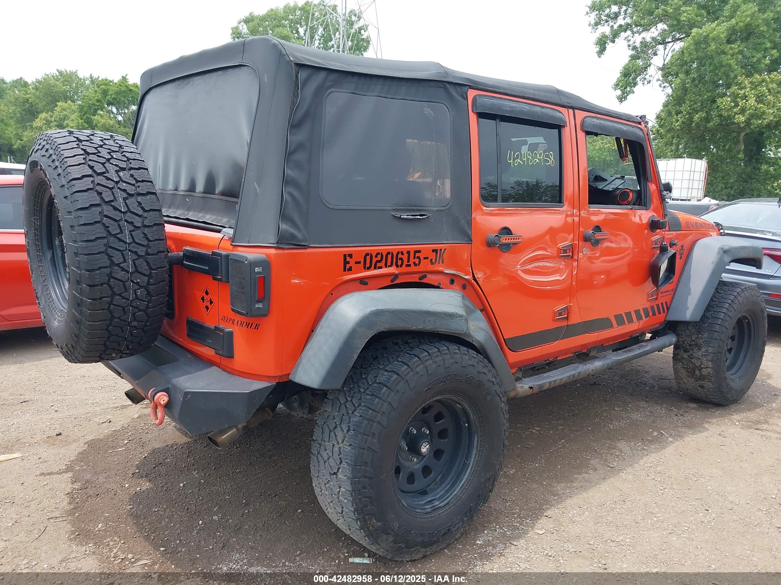 JEEP WRANGLER image 4