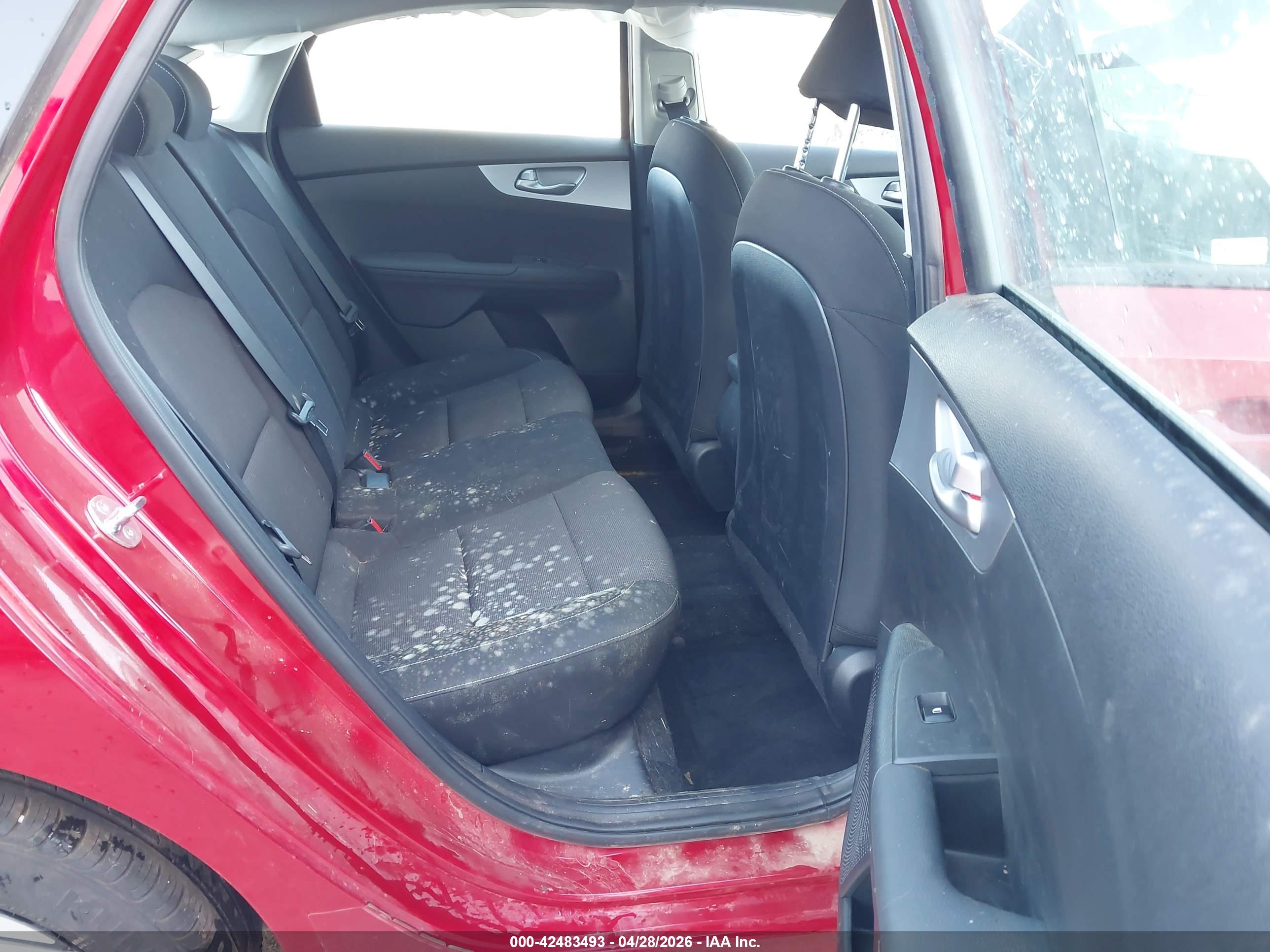 KIA FORTE image 8