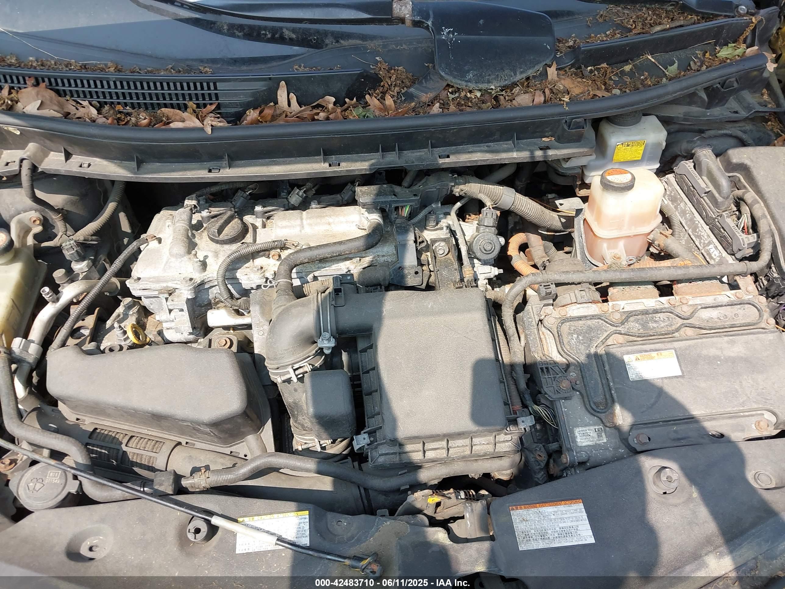 TOYOTA PRIUS image 10