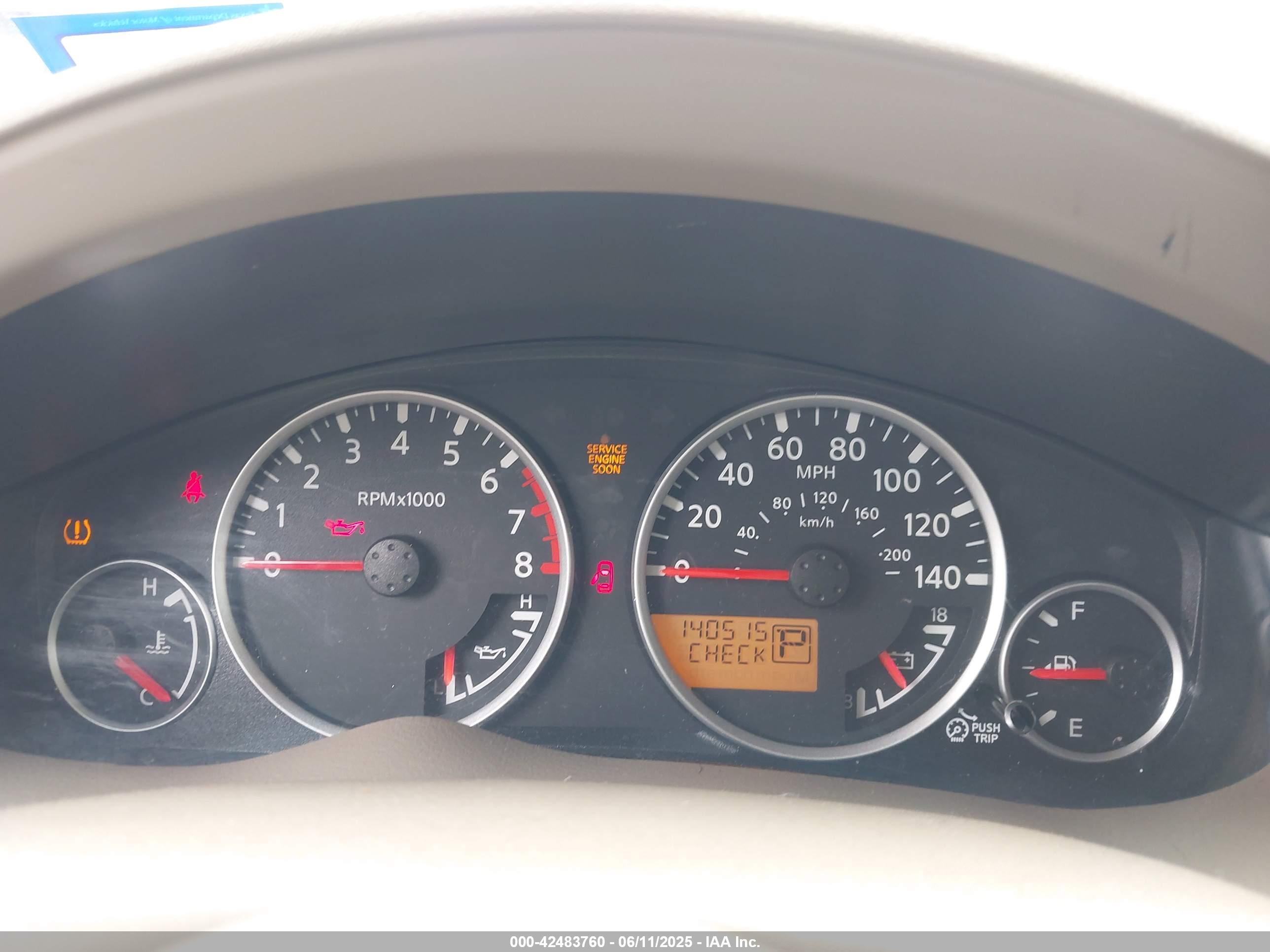 NISSAN PATHFINDER image 7