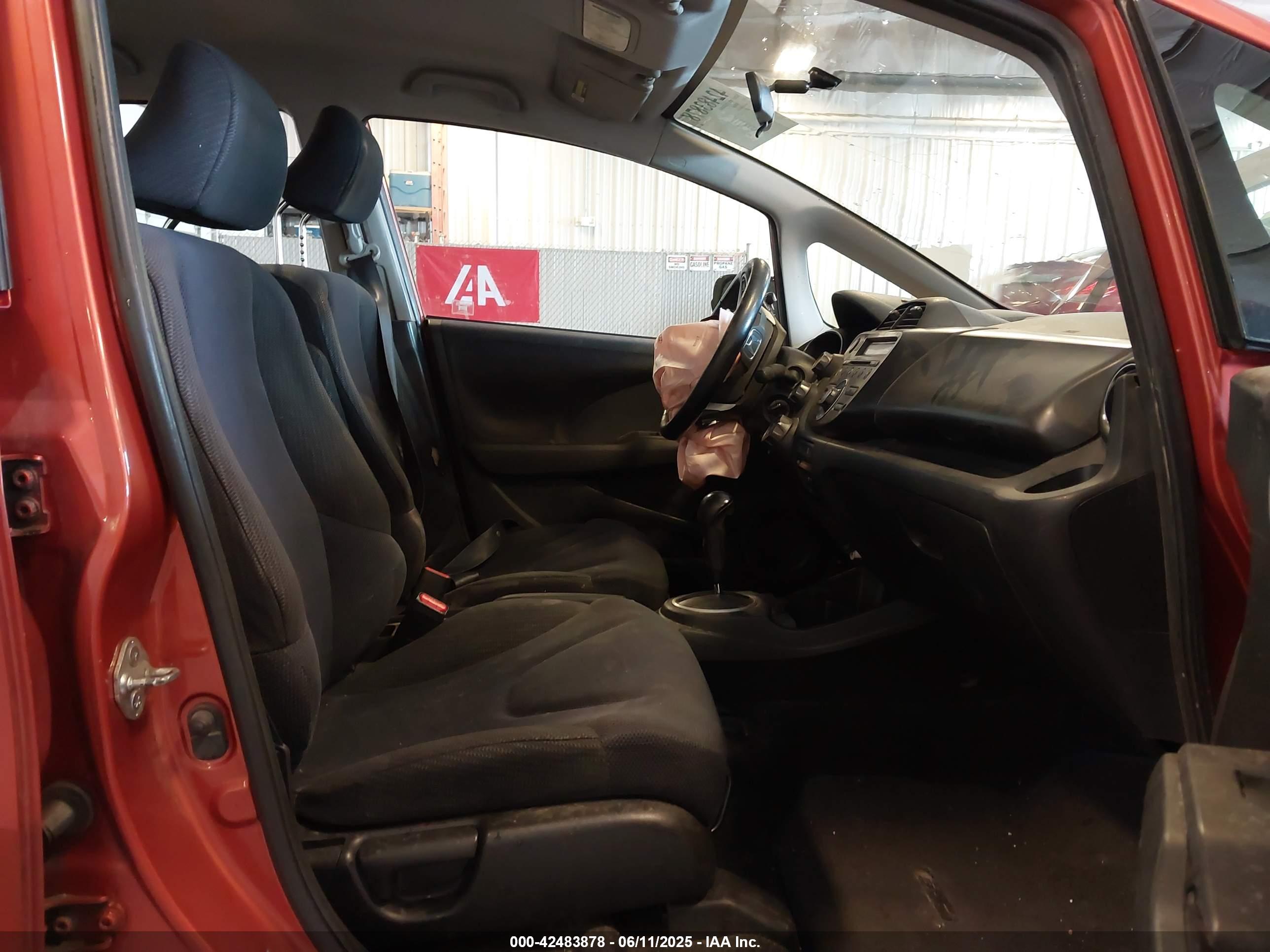 HONDA FIT image 5